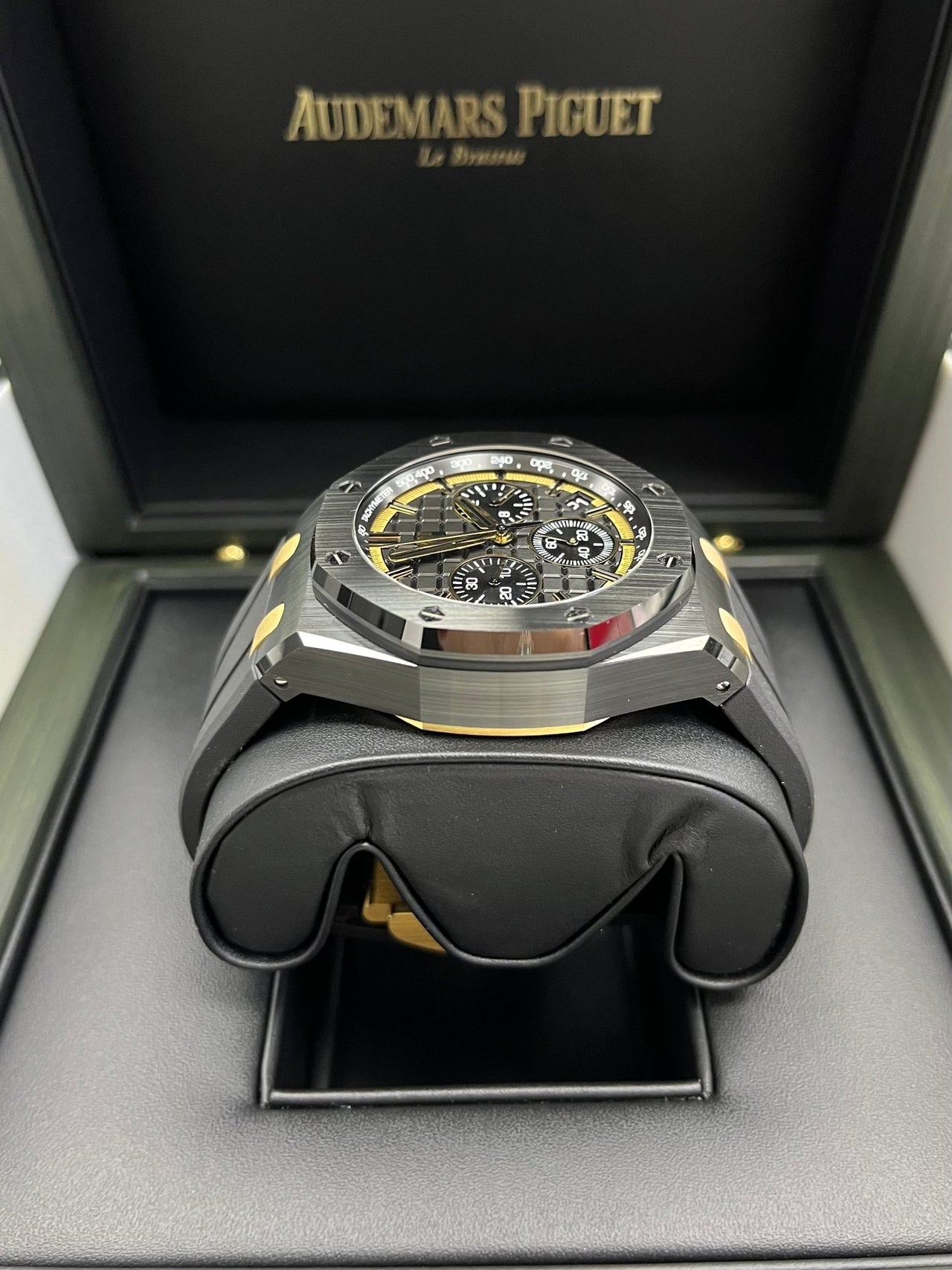 Audemars Piguet Royal Oak Offshore (Ref# 26420CE.OO.A127CR.01) - WatchesOff5th