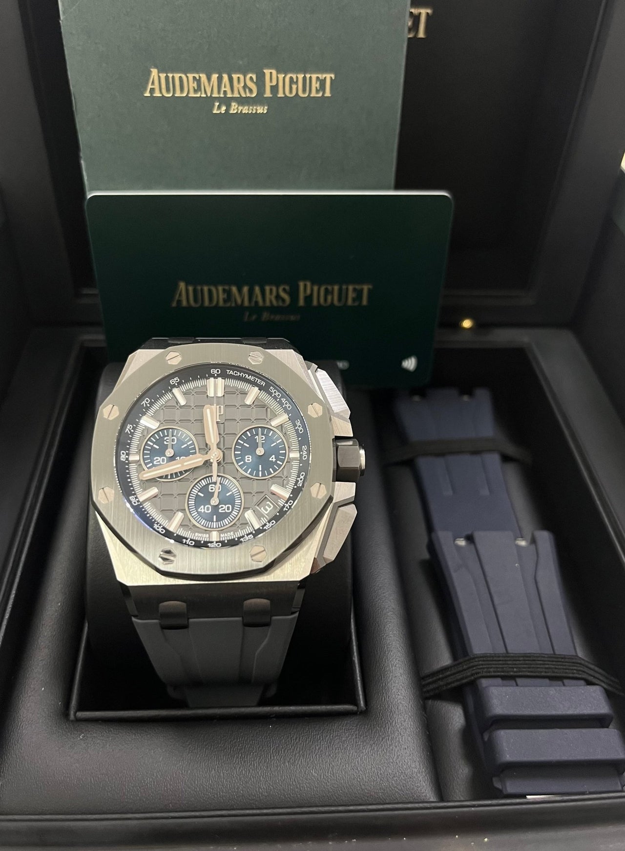 Audemars Piguet Royal Oak Offshore Selfwinding Chronograph (Ref# 26420IO.OO.A009CA.01) - WatchesOff5th