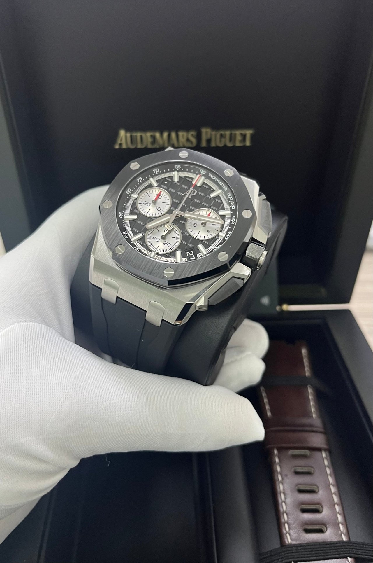 Audemars Piguet Royal Oak Offshore Selfwinding Chronograph Ref. 26420SO.OO.A002CA.01 - WatchesOff5th