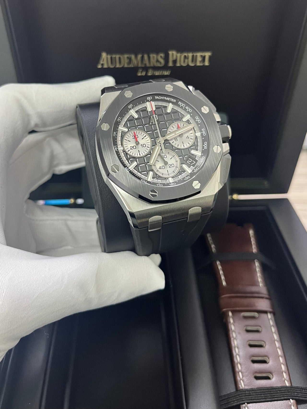 Audemars Piguet Royal Oak Offshore Selfwinding Chronograph Ref. 26420SO.OO.A002CA.01 - WatchesOff5th