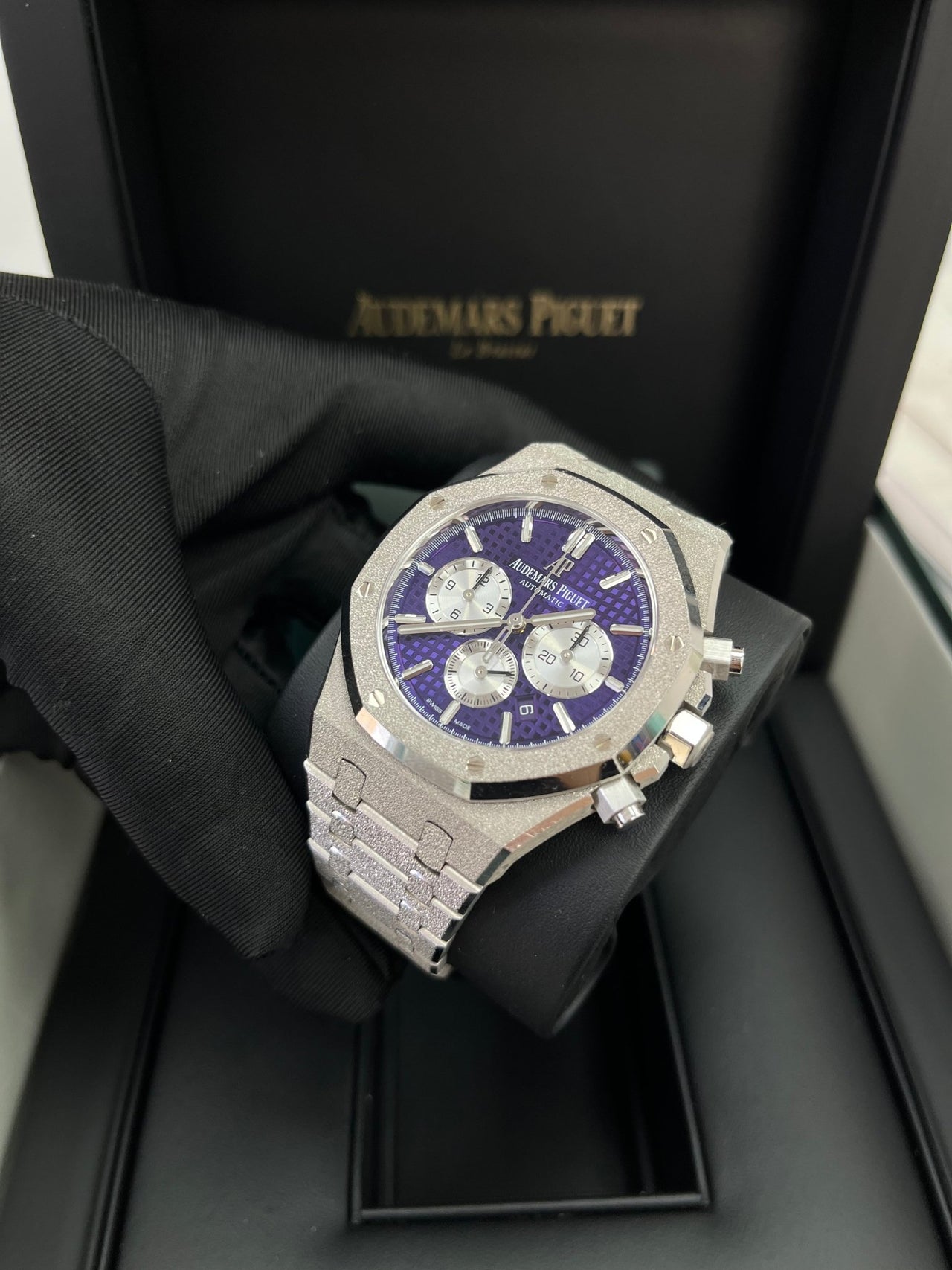 Audemars Piguet Royal Oak Selfwinding Chronograph Frosted White Gold Purple Dial LIMITED EDITION OF 200 (Ref # 26331BC.GG.1224BC.01) - WatchesOff5th