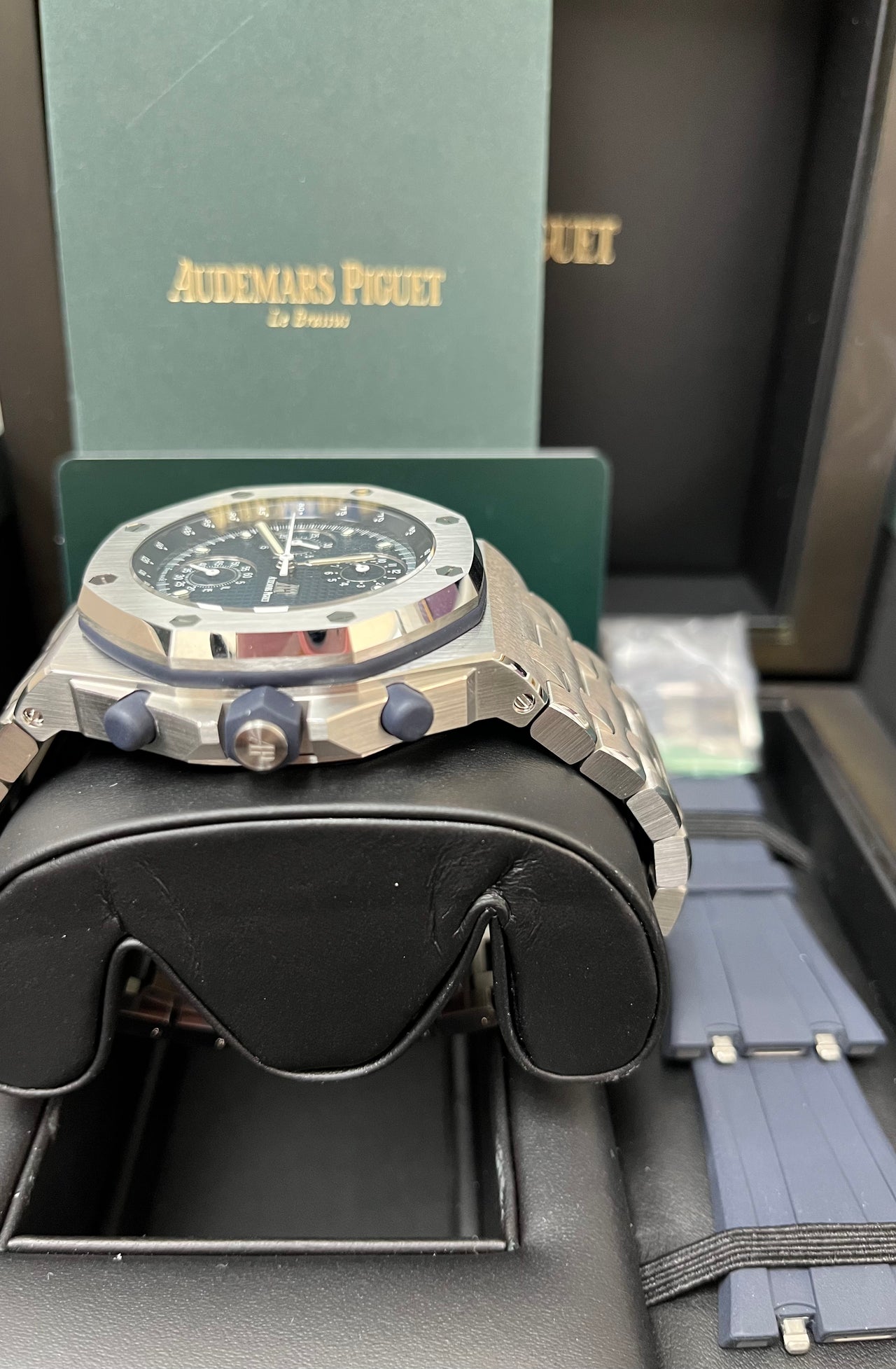 Audemars Piguet Royal Oak Offshore Chronograph 42mm Chronograph 26238ST.OO.2000ST.01