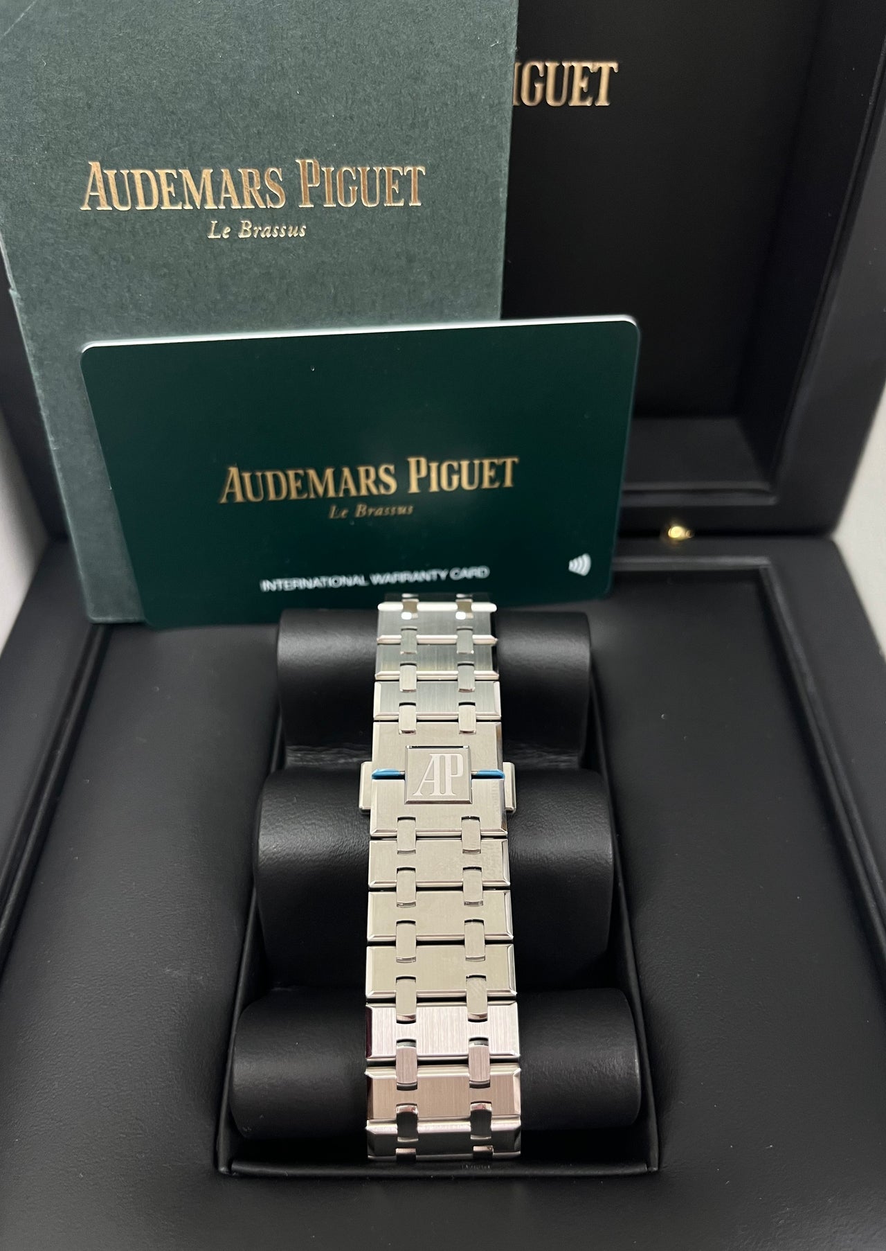 Audemars Piguet Royal Oak 41mm Stainless Steel Blue Dial 15510ST.OO.1320ST.06