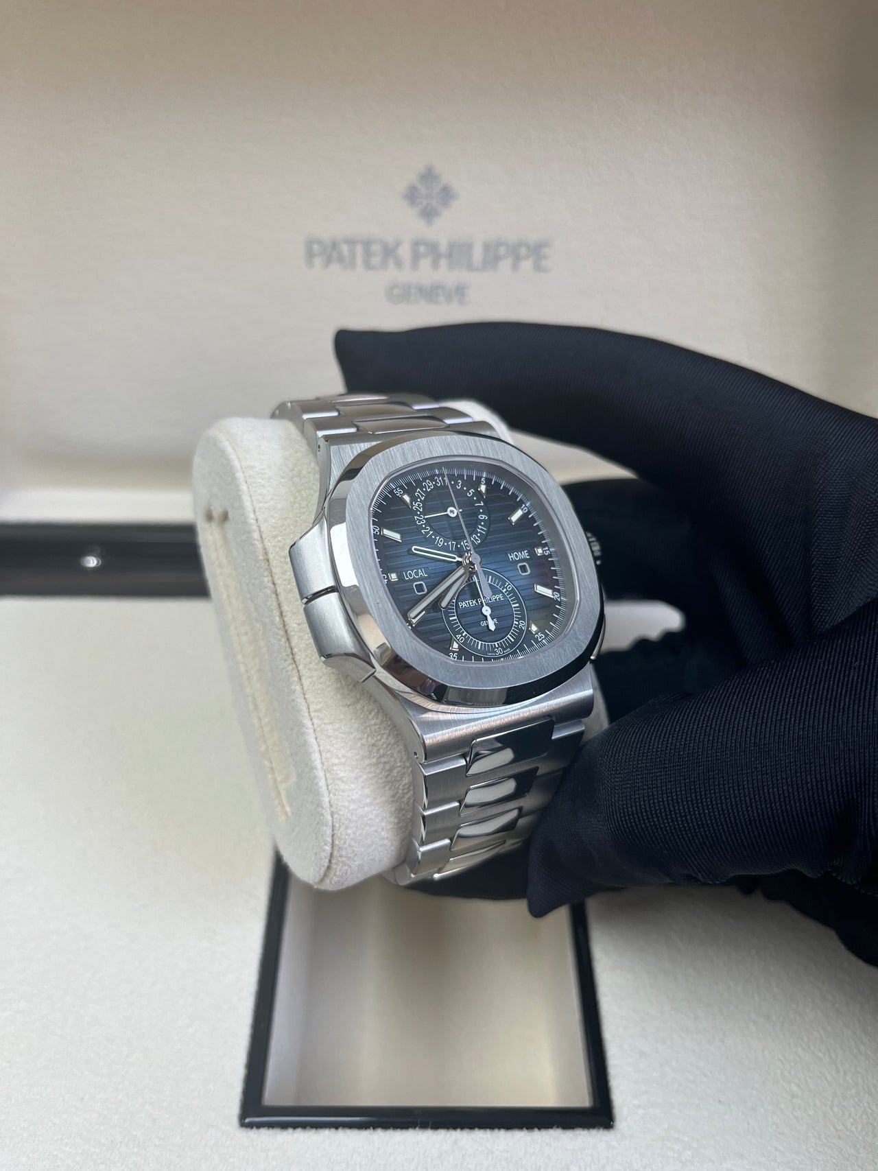 Patek Philippe Nautilus 40 mm Steel Nautilus Travel Time Chronograph Blue Dial 5990/1A-011