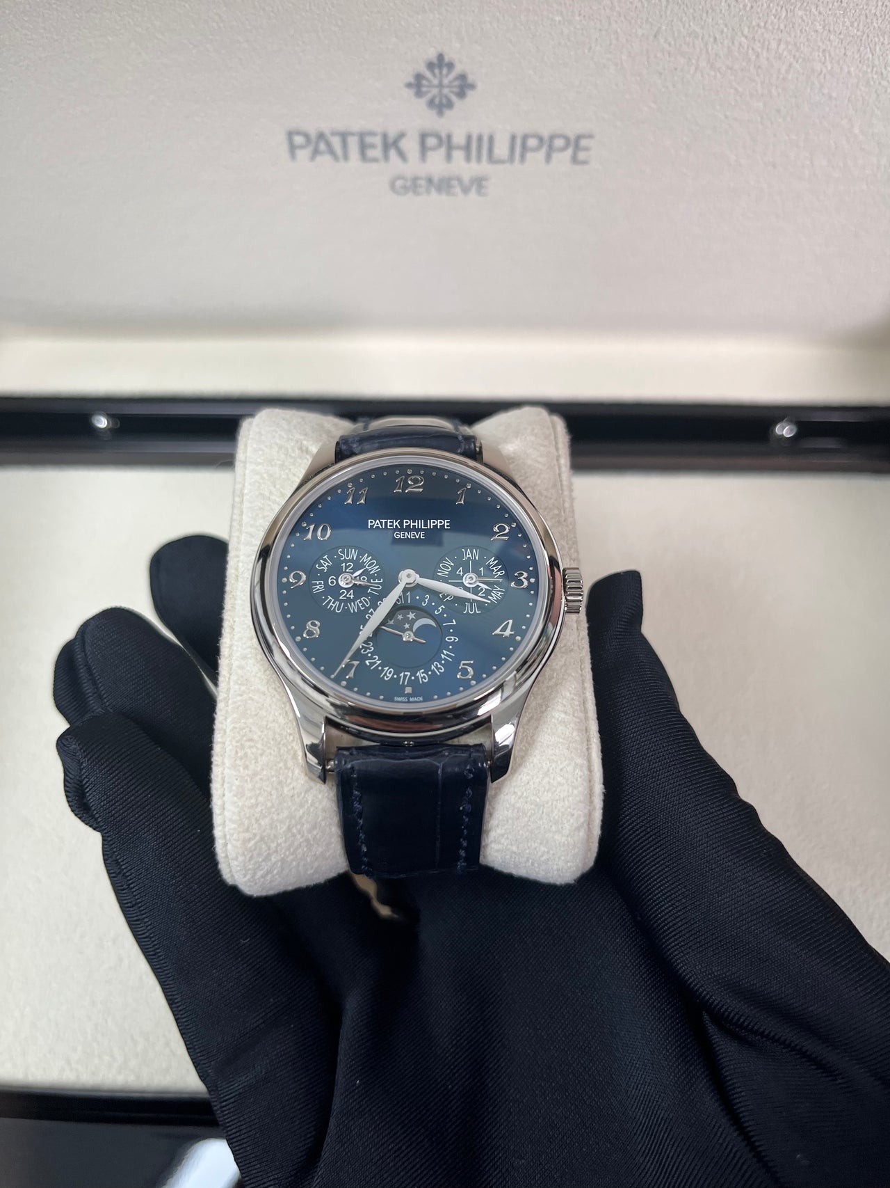 Patek Philippe Grand Complications Perpetual Calendar Moon Phase White Gold Royal Blue Dial Strap Ref 5327G 001