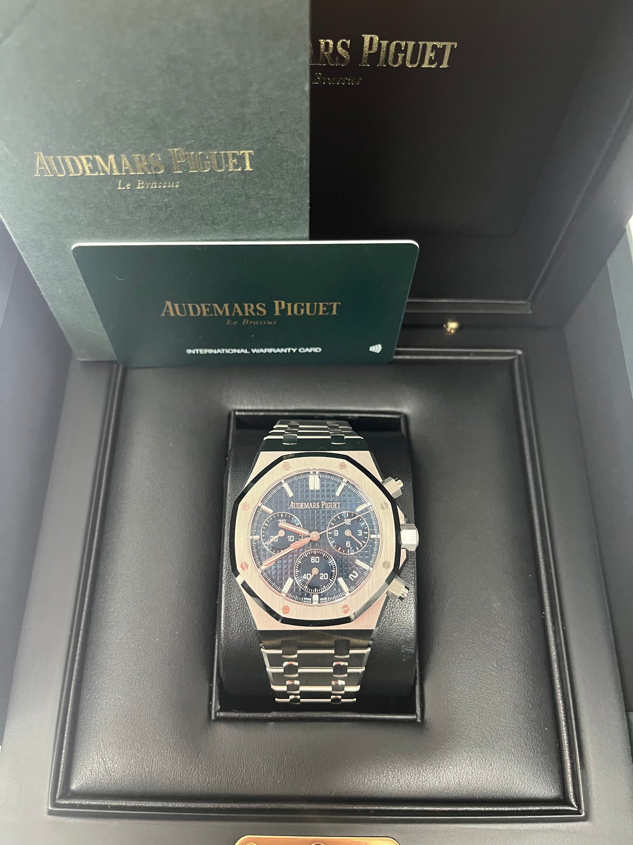 Audemars Piguet ROYAL OAK “50TH ANNIVERSARY” STEEL BRACELET BLUE DIAL 26240ST.OO.1320ST.01