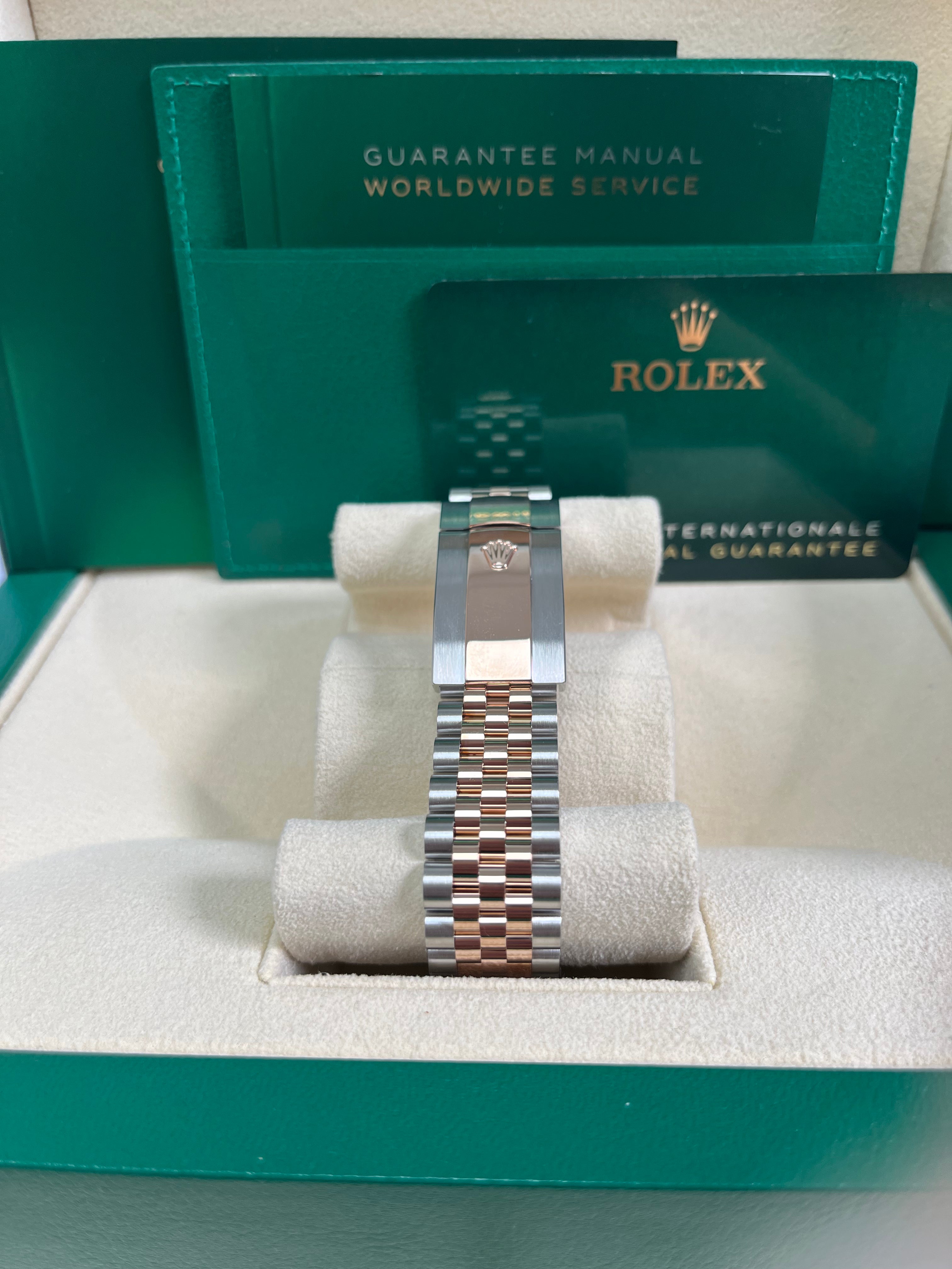 Rolex Datejust 41 Two-Tone Stainless Steel and Rose Gold - Grey Slate Roman Wimbledon - Fluted Bezel - Jubilee Bracelet (Ref#126331)