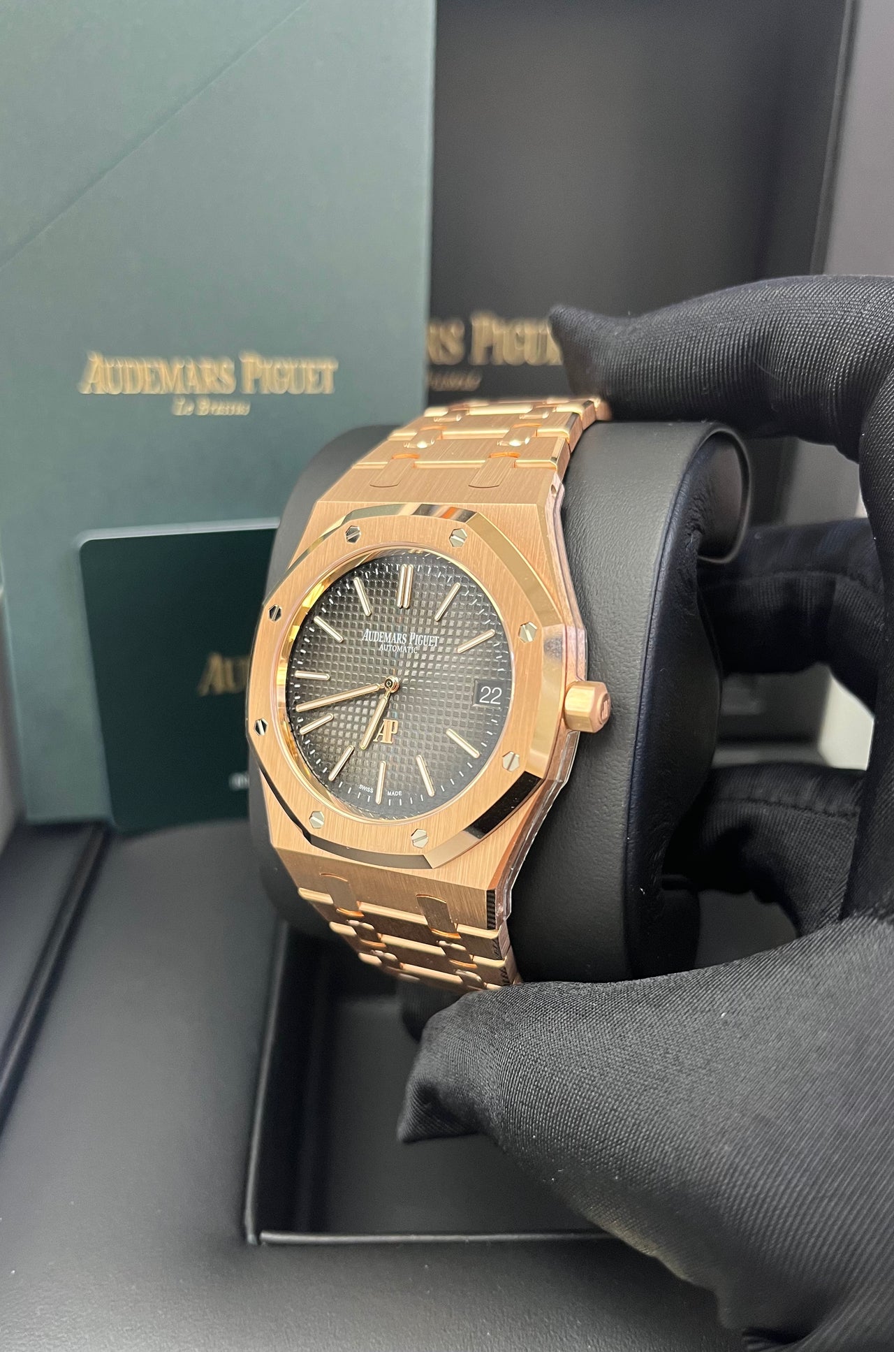 Audemars Piguet Royal Oak Jumbo "JUMBO" EXTRA-THIN Ref. 16202OR.OO.1240OR.02