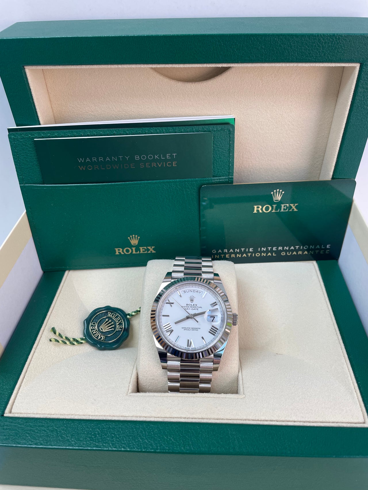 Rolex Day-Date 40 White Gold - Slate Dial