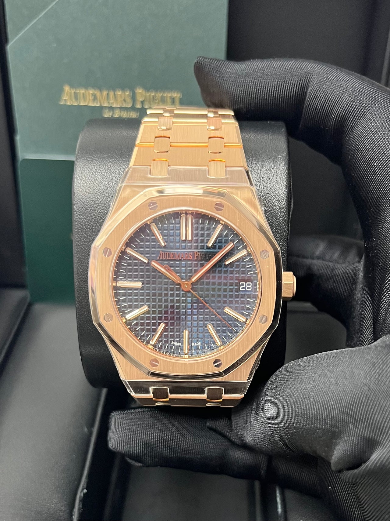 Audemars Piguet Royal Oak Selfwinding 2023 Release ROYAL OAK SELFWINDING Rose Gold Blue Dial 41mm 15510OR.OO.1320OR.03