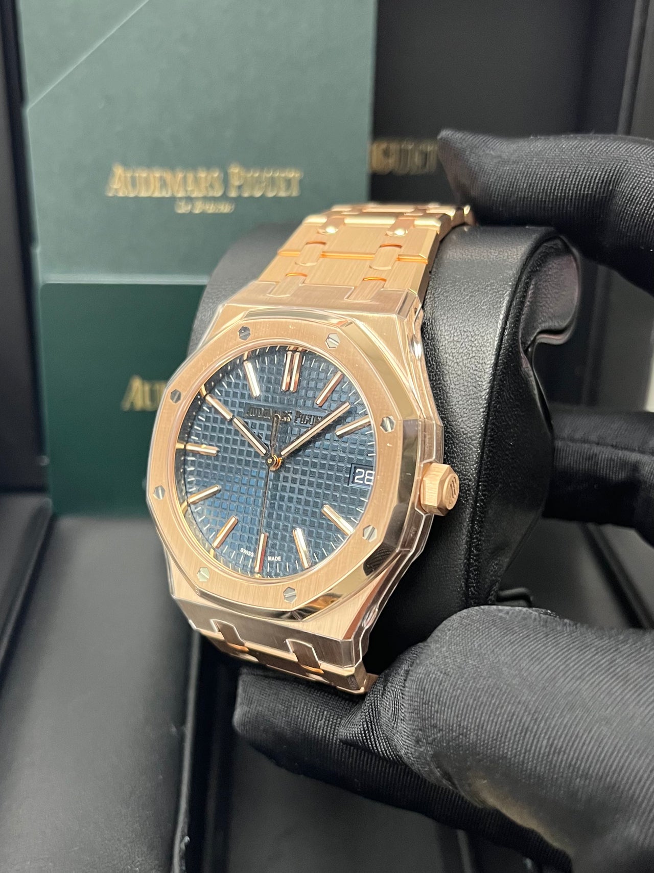 Audemars Piguet Royal Oak Selfwinding 2023 Release ROYAL OAK SELFWINDING Rose Gold Blue Dial 41mm 15510OR.OO.1320OR.03