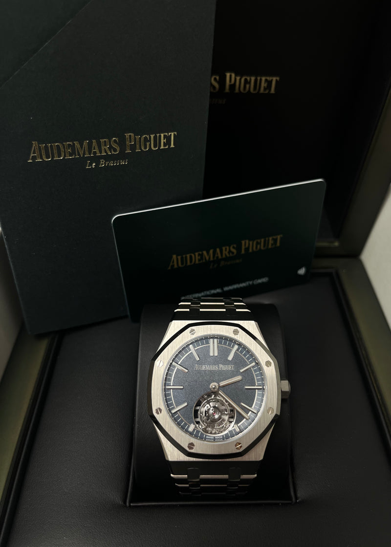 Audemars Piguet's Masterpiece: The Royal Oak Offshore Selfwinding Chro –  TPT Timepiece Trading