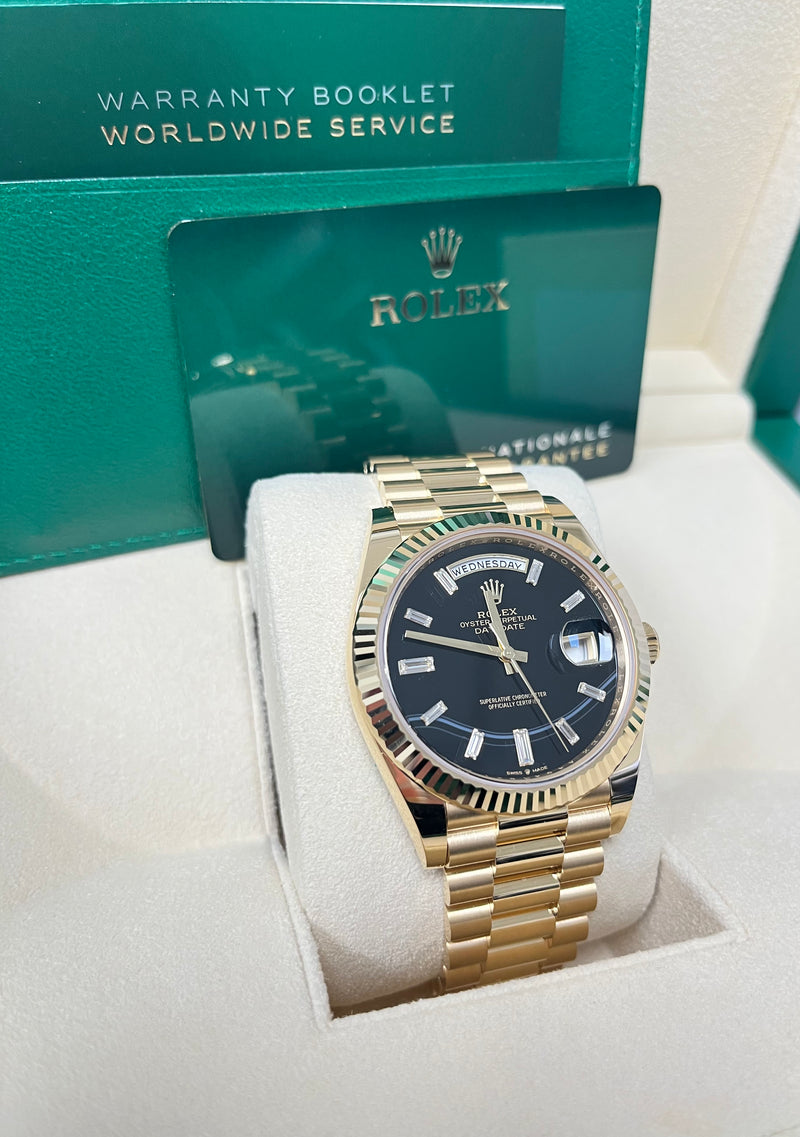 Rolex Day-Date 40 Yellow Gold Day-Date 40 Watch - Fluted Bezel - Onyx Dial - President Bracelet 228238