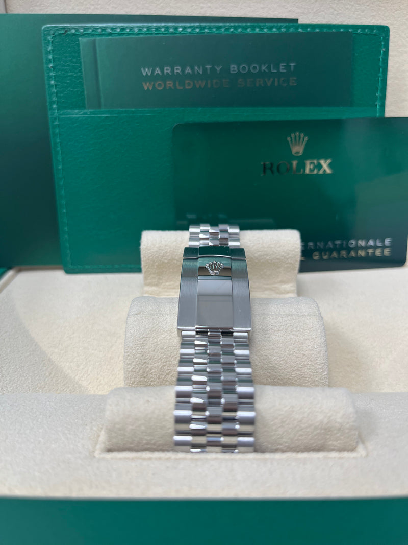 Rolex Datejust 41/ Stainless Steel/ Wimbledon Slate Green Roman Dial/ Smooth Bezel/ Jubilee Bracelet (Ref# 126300)