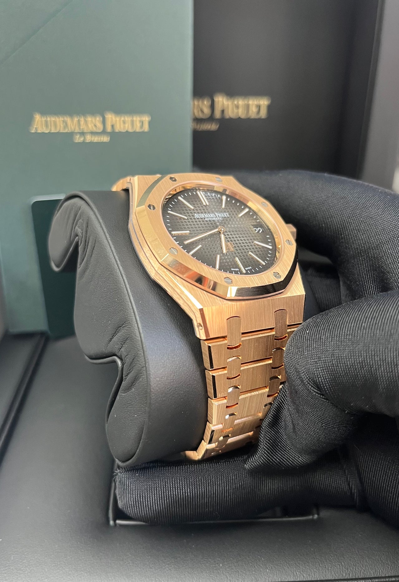 Audemars Piguet Royal Oak Jumbo "JUMBO" EXTRA-THIN Ref. 16202OR.OO.1240OR.02