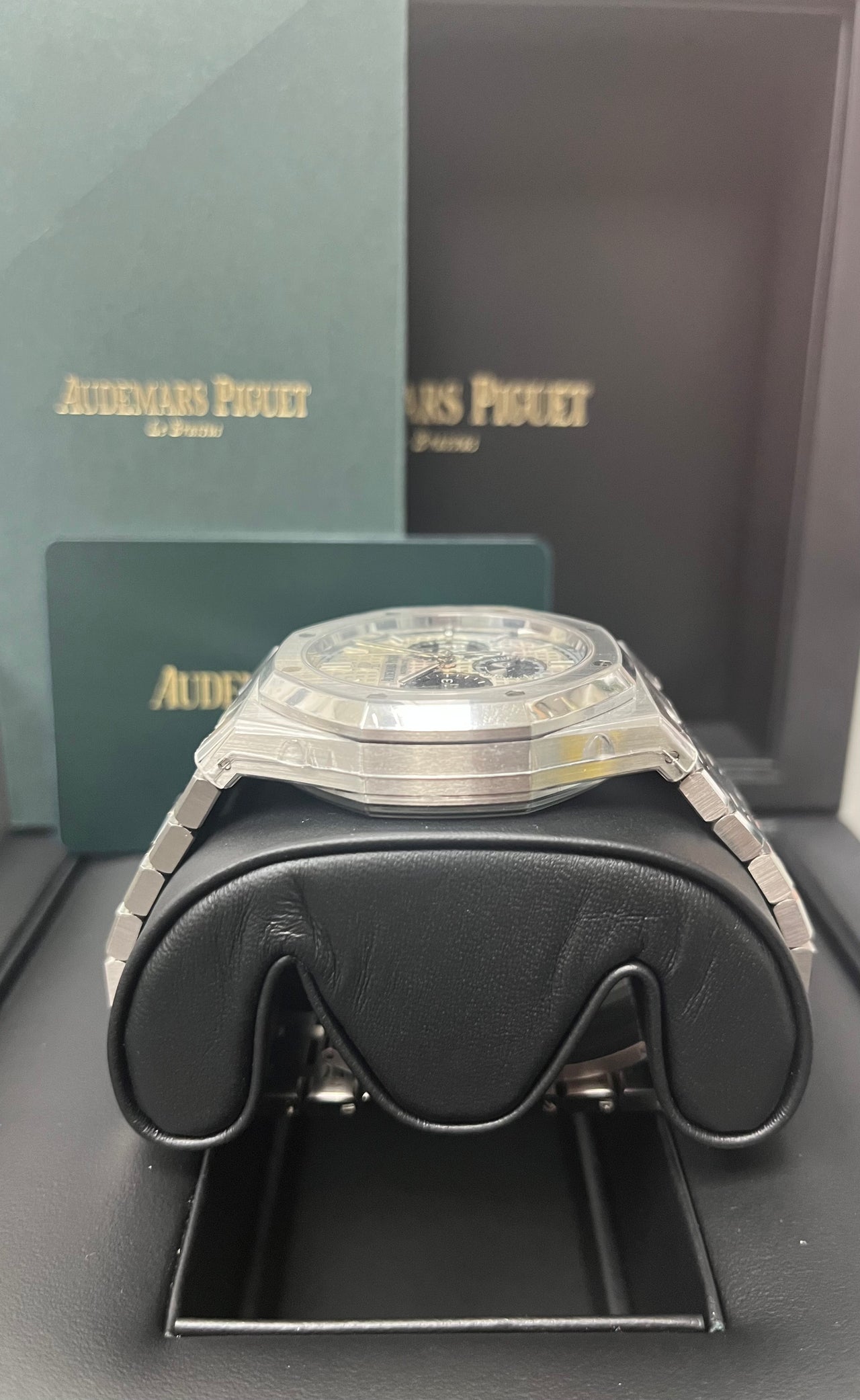 Audemars Piguet Royal Oak Selfwinding Chronograph/ Stainless Steel/ Panda Dials (Ref#26331ST.OO.1220ST.03)