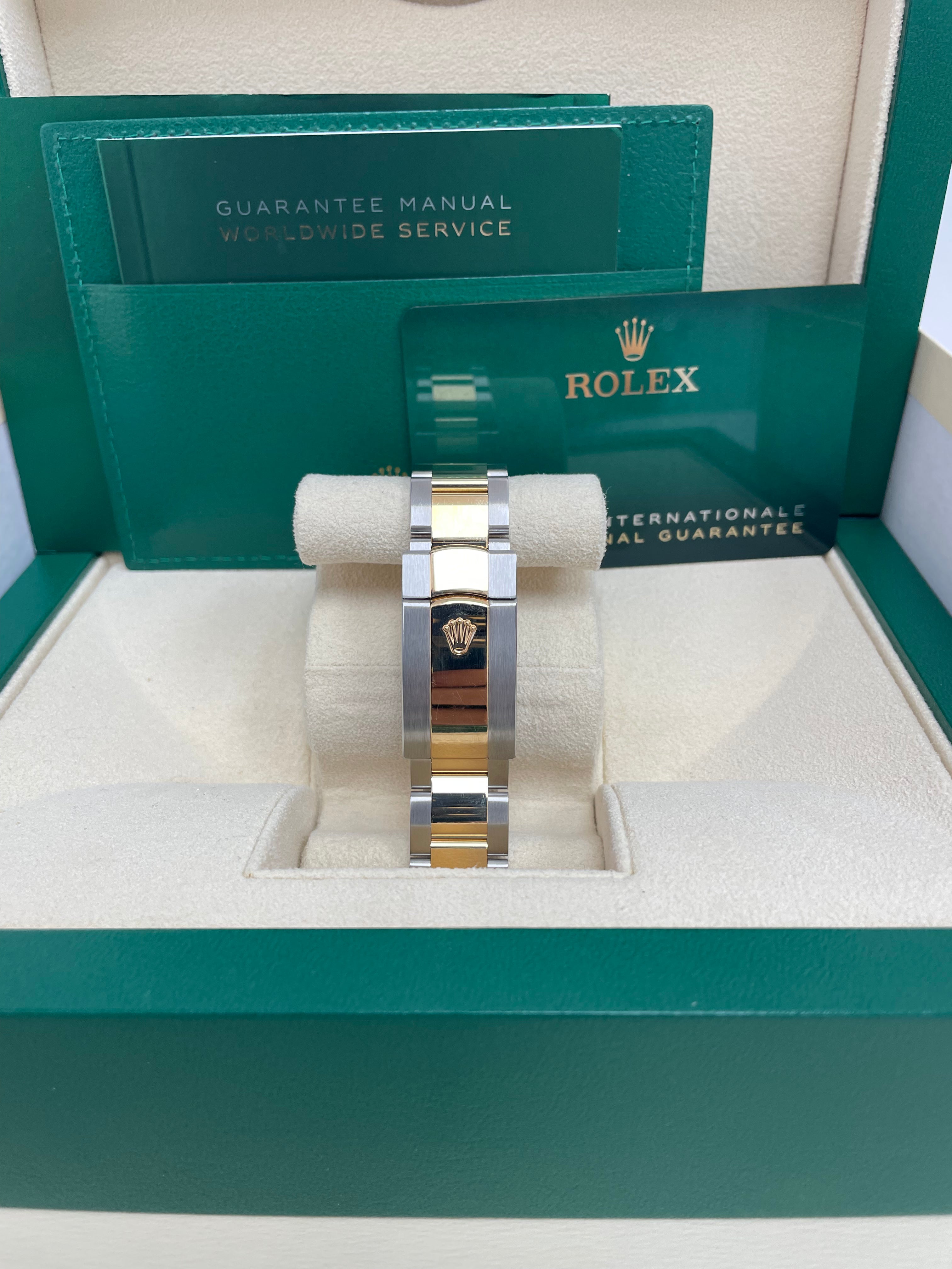Smooth Bezel  Black - watchesoff5th