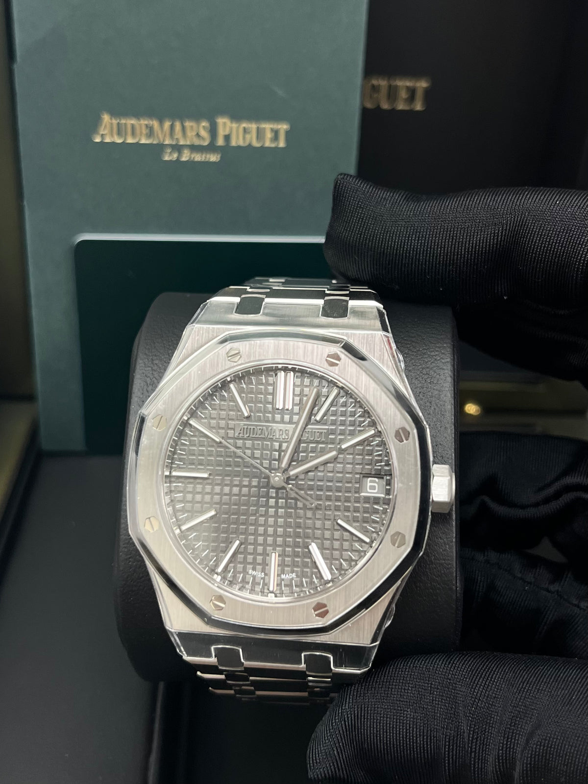 Audemars Piguet Royal Oak Selfwinding Grey Dial 41mm Steel Ref