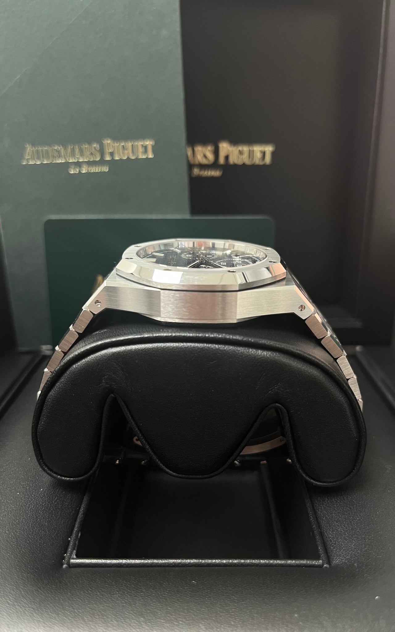 Audemars Piguet ROYAL OAK “50TH ANNIVERSARY” STEEL BRACELET BLUE DIAL 26240ST.OO.1320ST.01