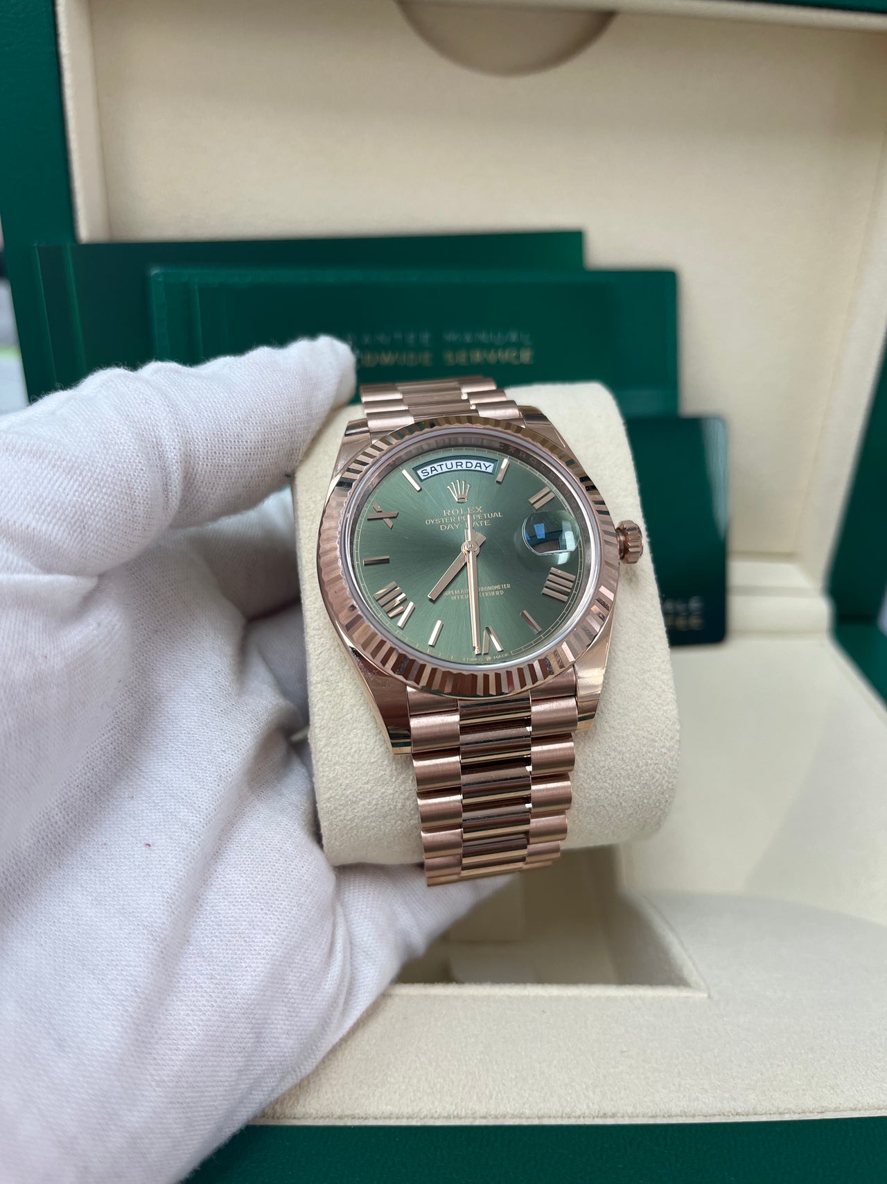 Rolex Day-Date 40 Rose Gold Green Roman Dial - Fluted Bezel (Ref#228235)