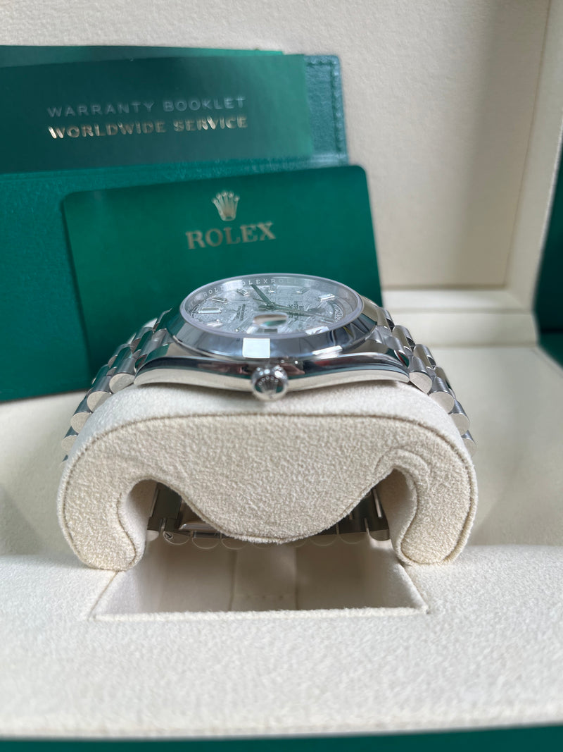 Rolex Day-Date 40 Platinum Day-Date Smooth Bezel Meteorite Baguette Diamond Dial President Bracelet 228206