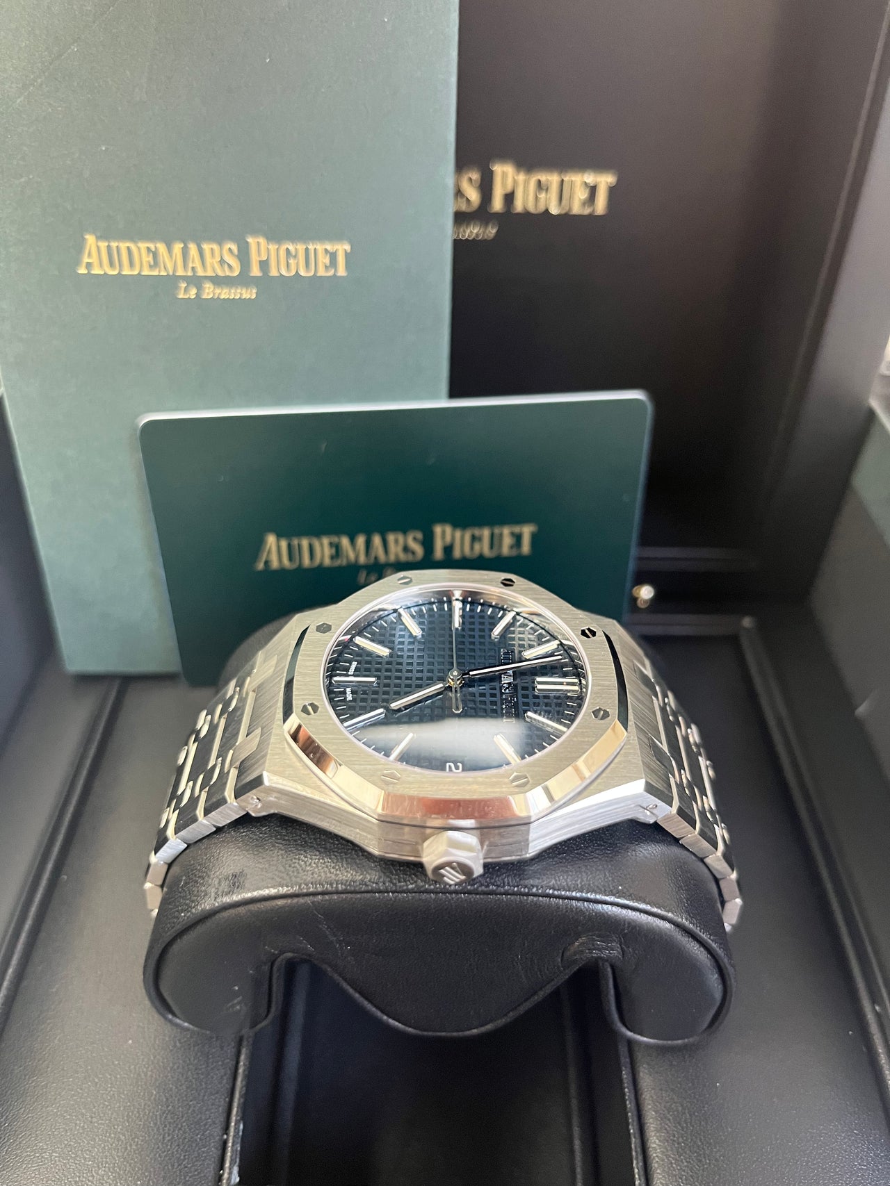 Audemars Piguet Royal Oak Selfwinding "50TH ANNIVERSARY" BLUE DIAL STAINLESS STEEL 41MM 15510ST.OO.1320ST.01