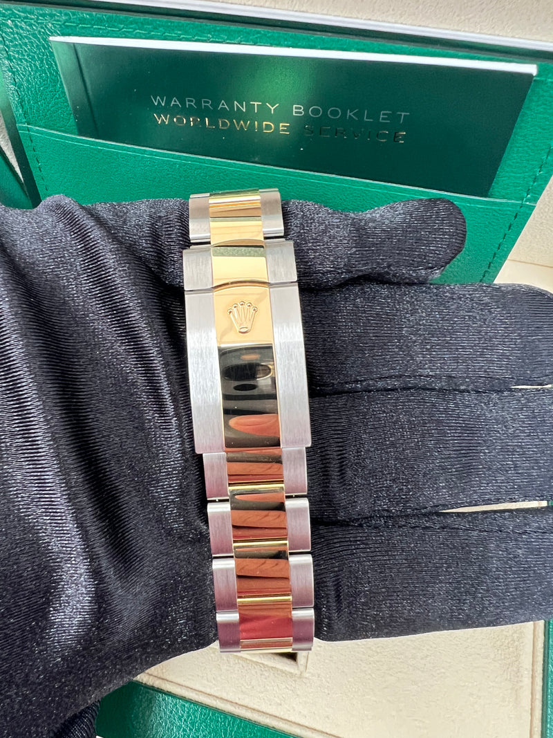 Rolex sales gold strap