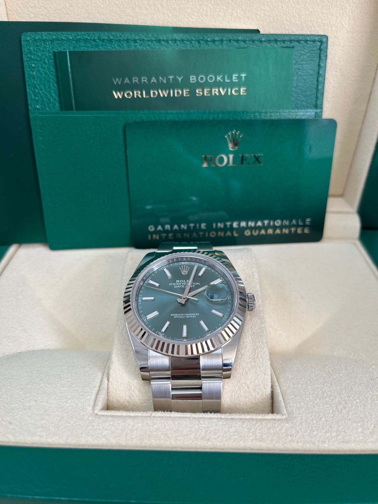 Rolex Datejust Oyster 41 mm Oystersteel Mint Green Dial Fluted Bezel Oyster Bracelet (Reference # 126334)