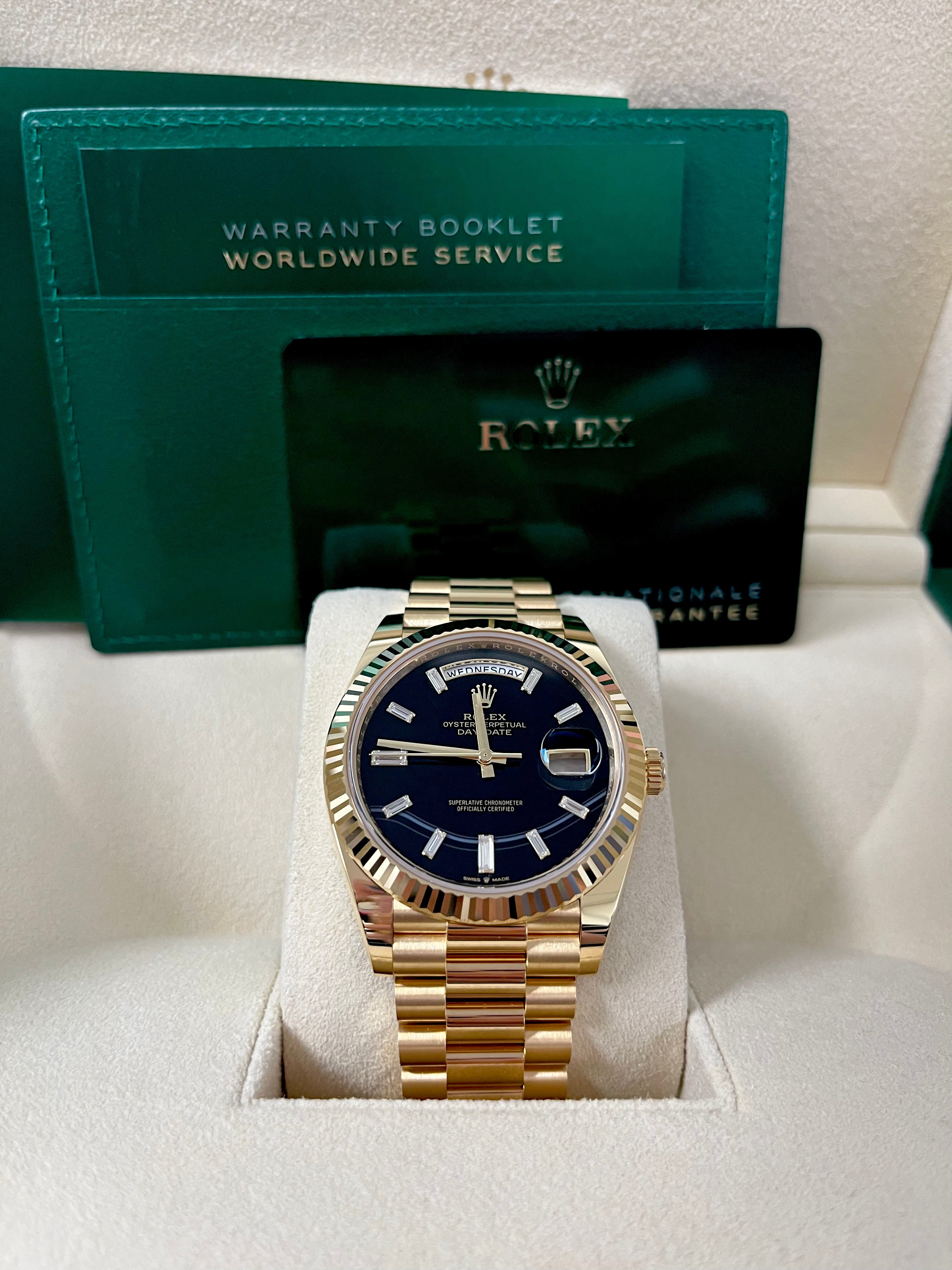 Rolex Day-Date 40 Yellow Gold Day-Date 40 Watch - Fluted Bezel - Onyx Dial - President Bracelet 228238