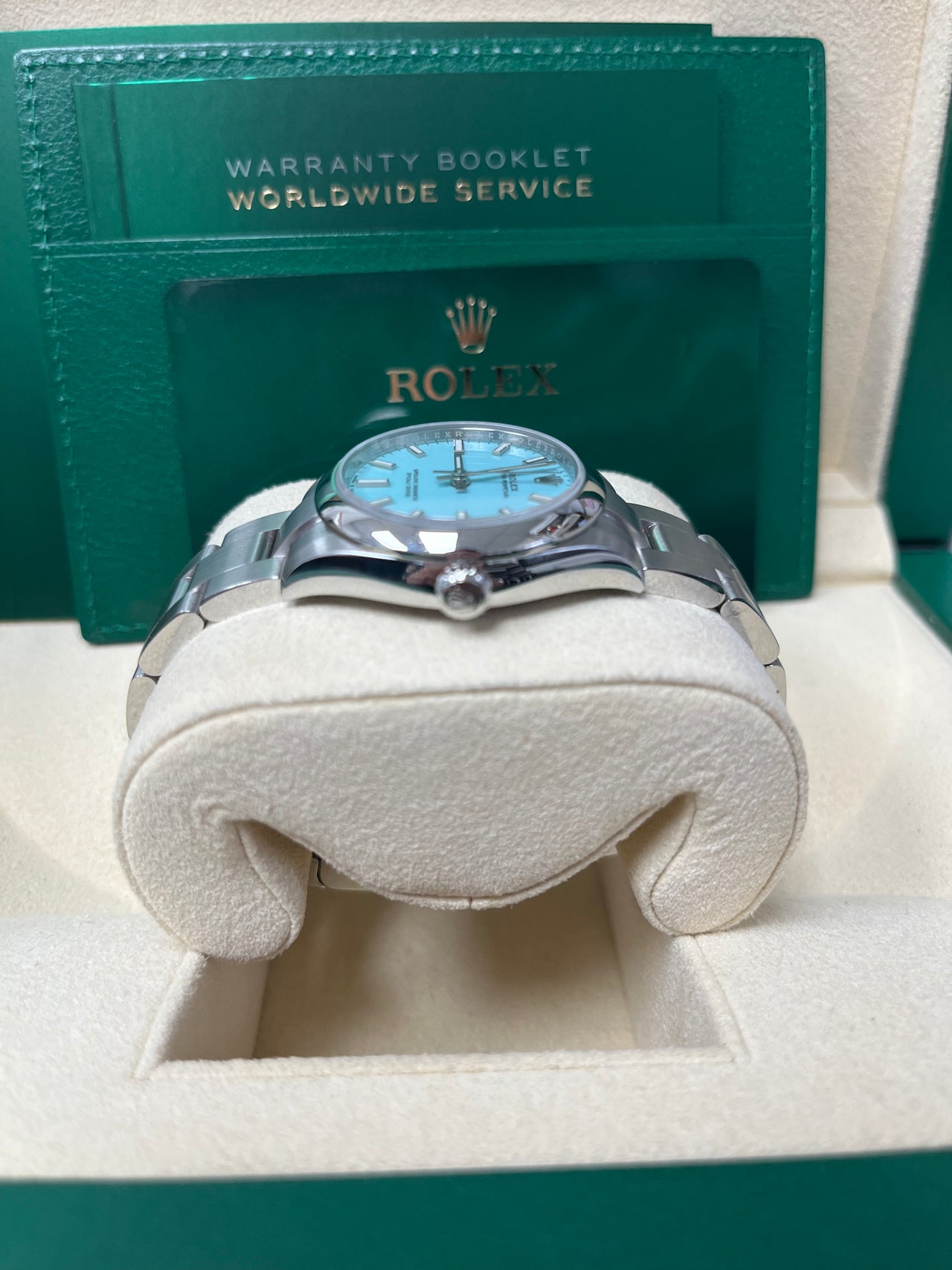 Rolex Oyster Perpetual 31 Domed Bezel Turquoise Blue Index Dial Oyster Bracelet 277200