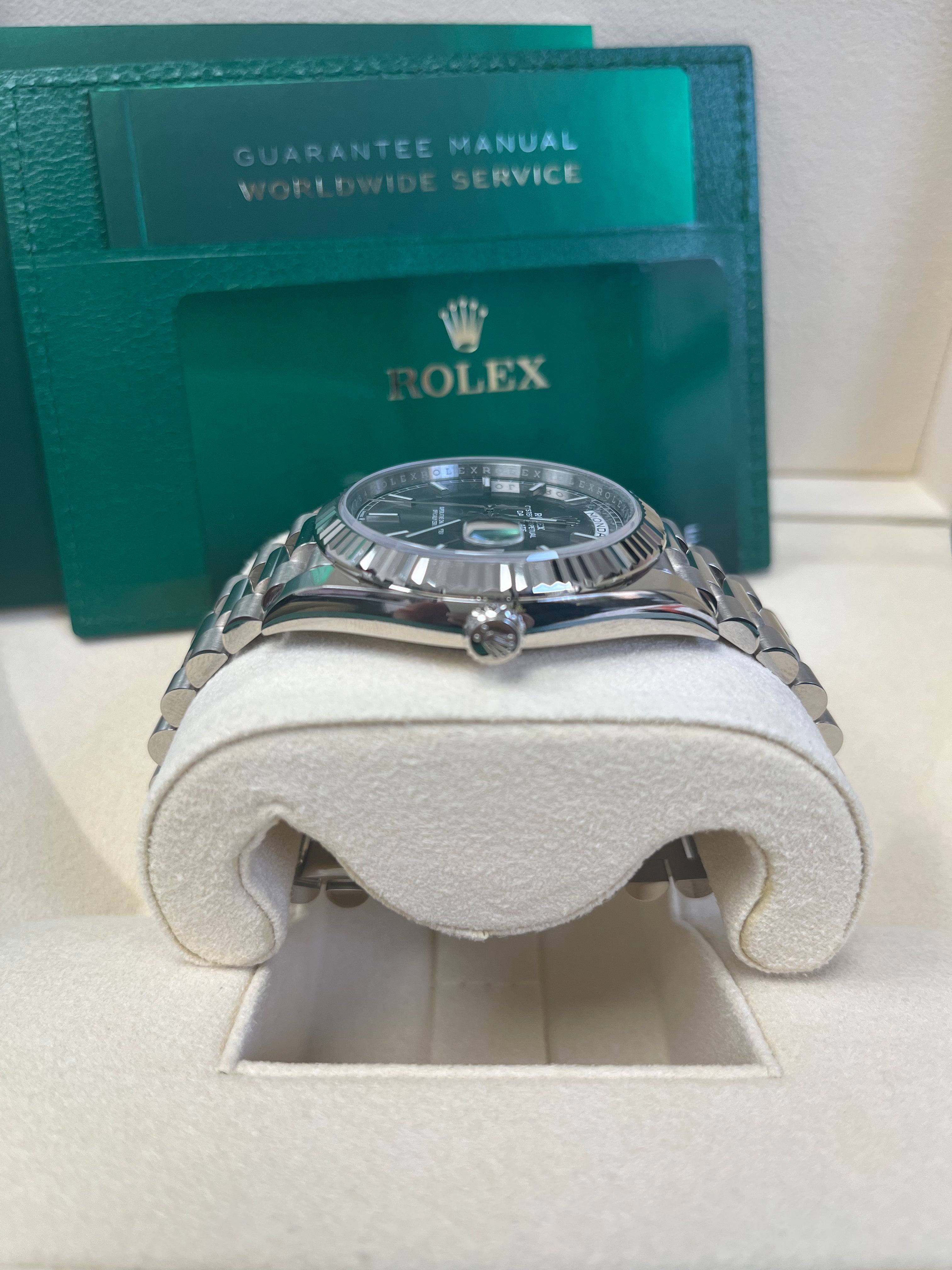 Rolex Day-Date 40 White Gold - Slate Dial - Fluted Bezel - President Bracelet (Ref: 228239)