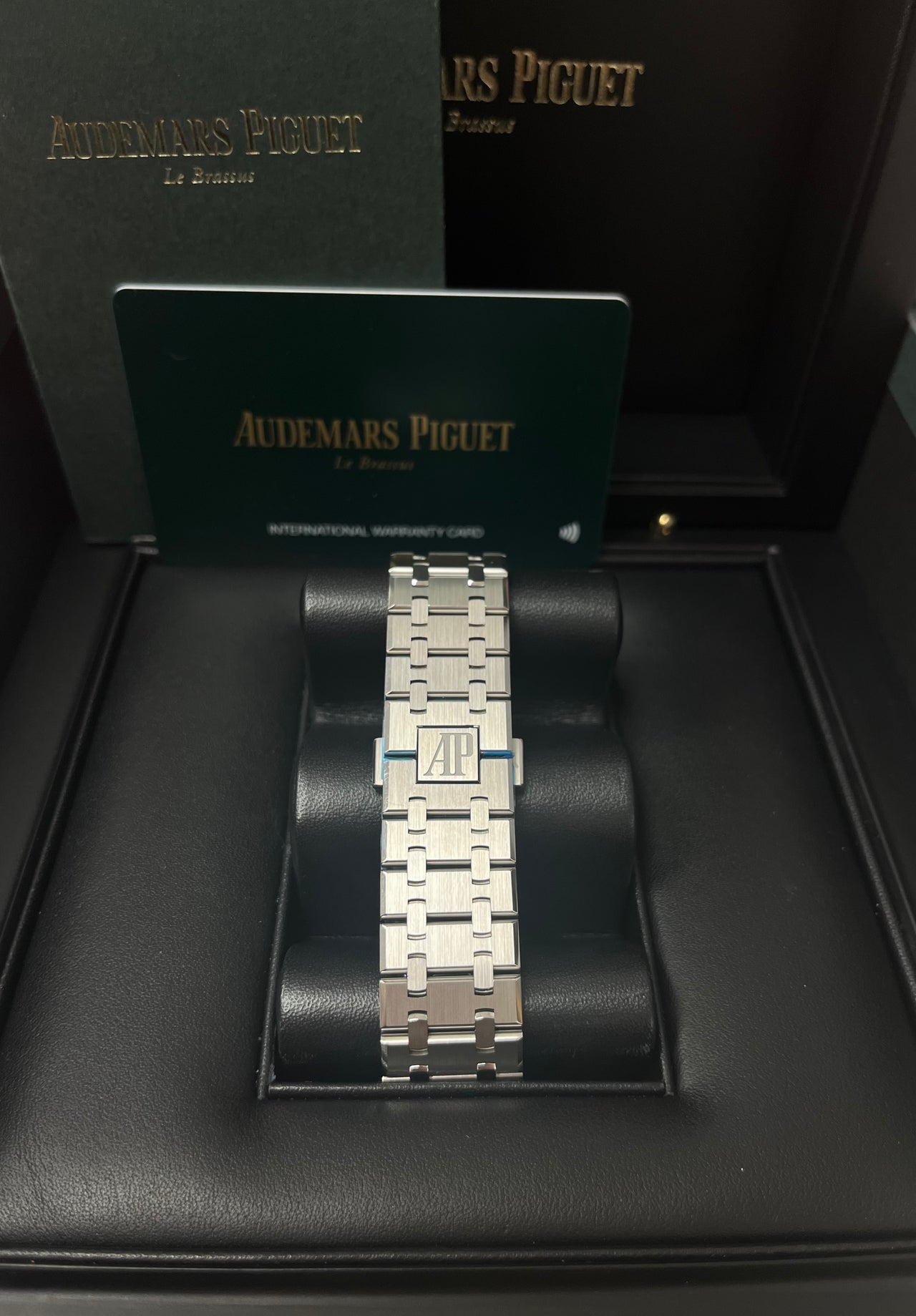 Audemars Piguet ROYAL OAK “50TH ANNIVERSARY” STEEL BRACELET BLUE DIAL 26240ST.OO.1320ST.01