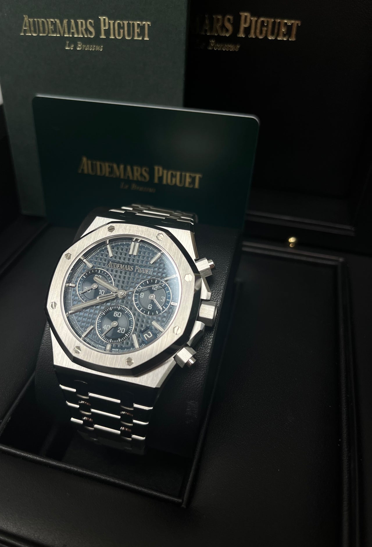 Audemars Piguet ROYAL OAK “50TH ANNIVERSARY” STEEL BRACELET BLUE DIAL 26240ST.OO.1320ST.01