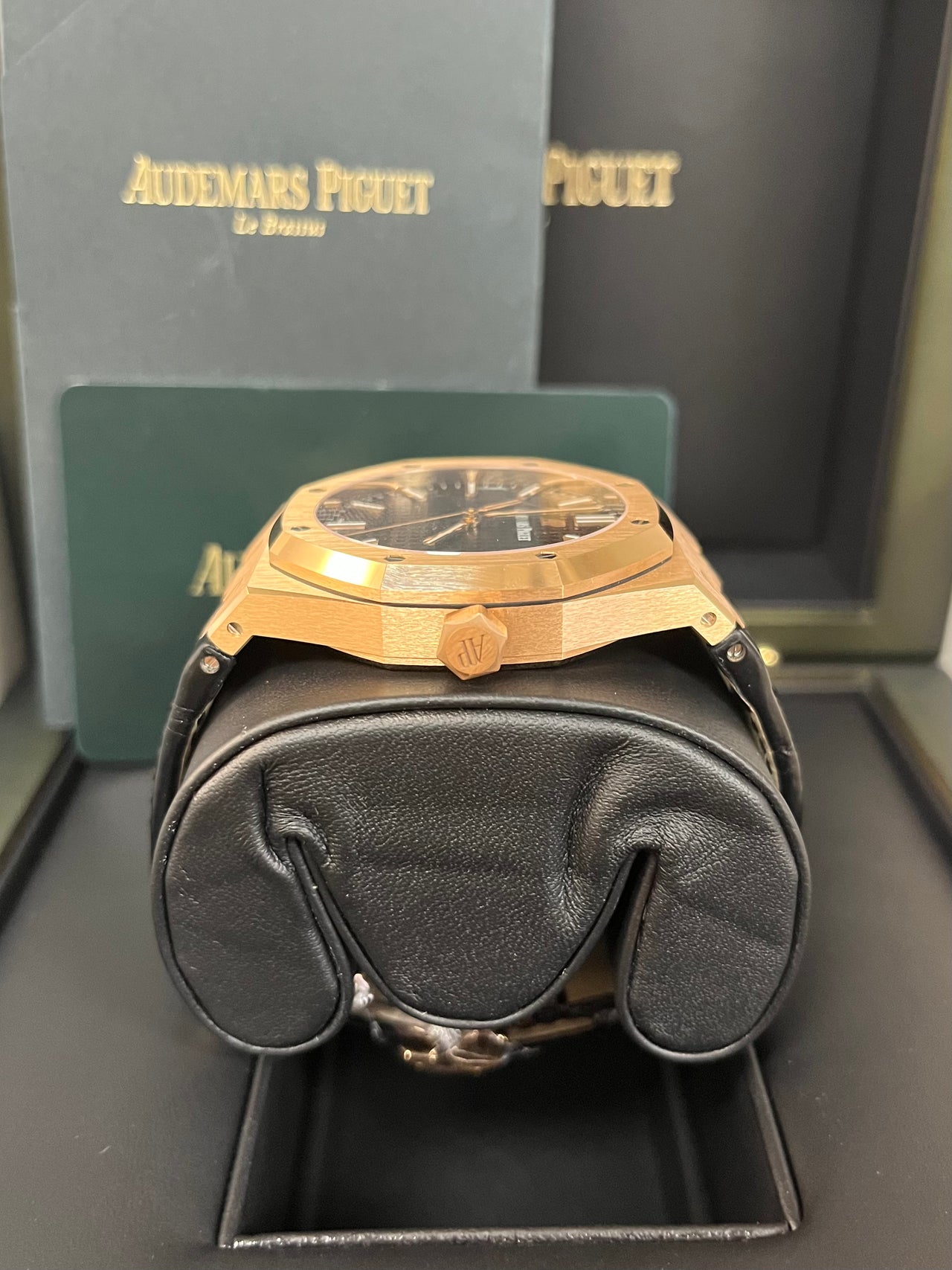 Audemars Piguet Royal Oak Selfwinding/ Rose Gold/ Black Dial/ Black Leather Strap (Ref#15500OR.OO.D002CR.01)