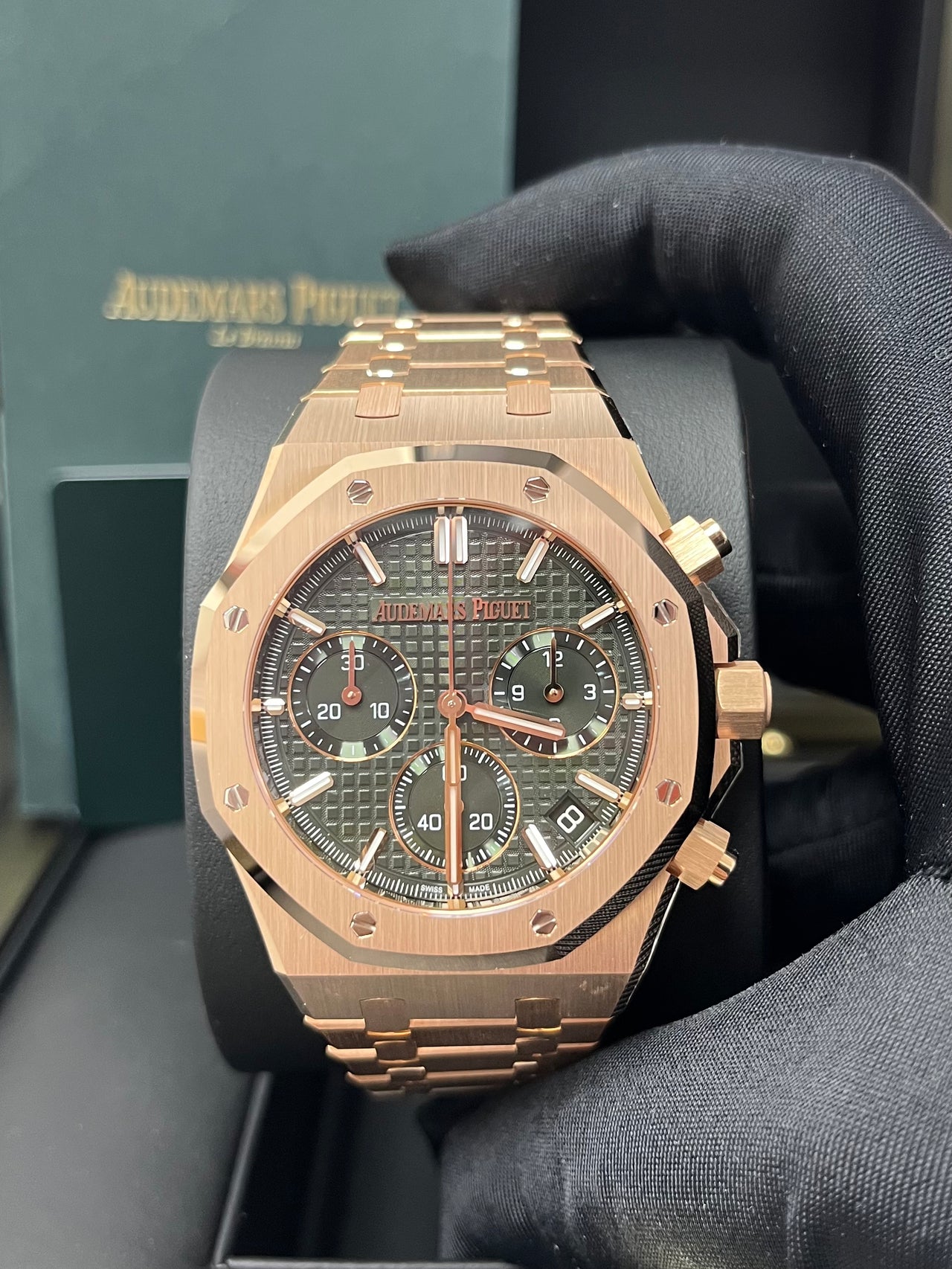 Audemars  Piguet Royal Oak Chronograph 41mm Rose Gold Green Dial 26240or.oo.1320or.08