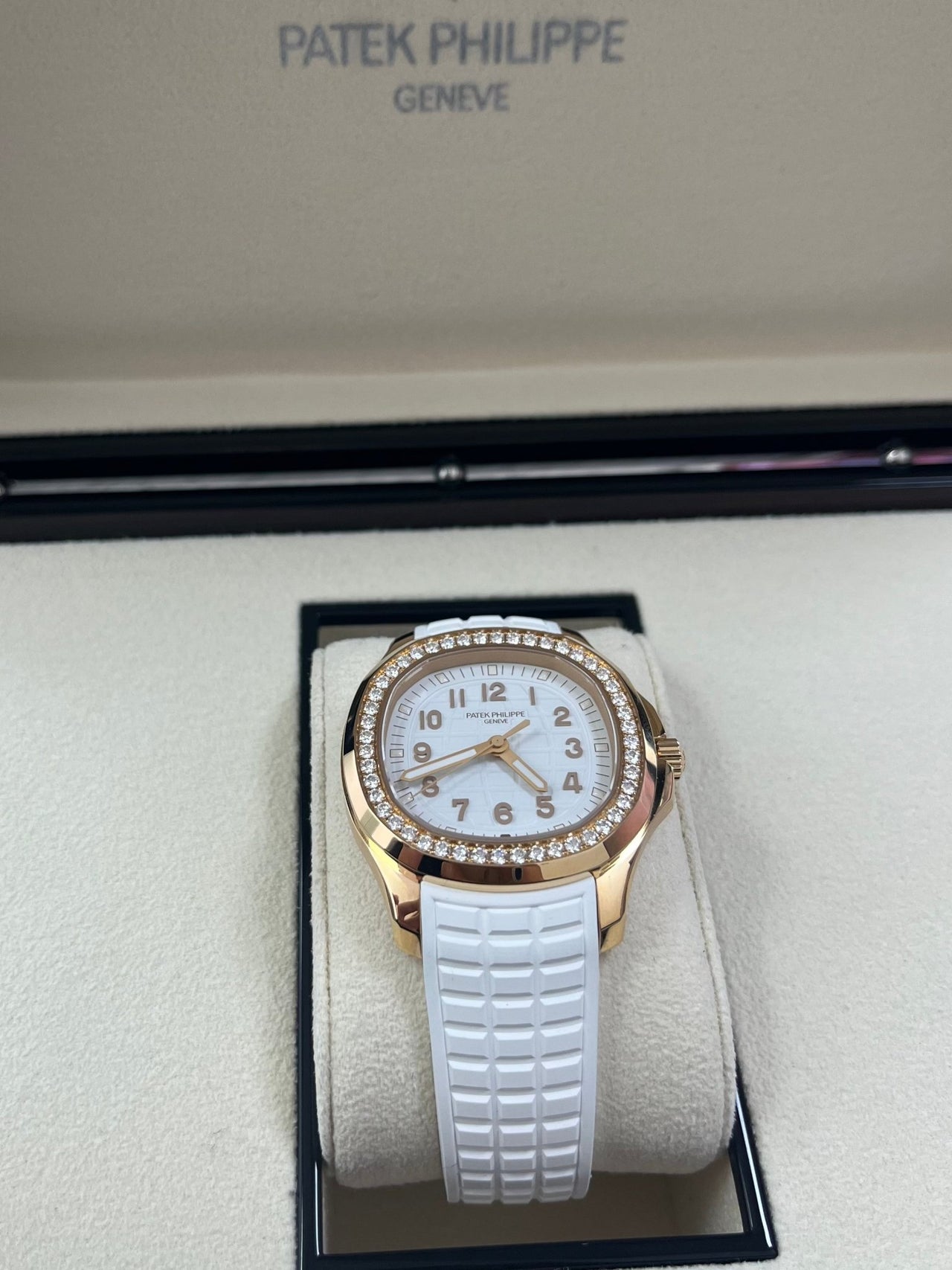 Patek Philippe Aquanaut Ladies White Dial Rose Gold Aquanaut Luce Travel 5269/200R - WatchesOff5thWatch