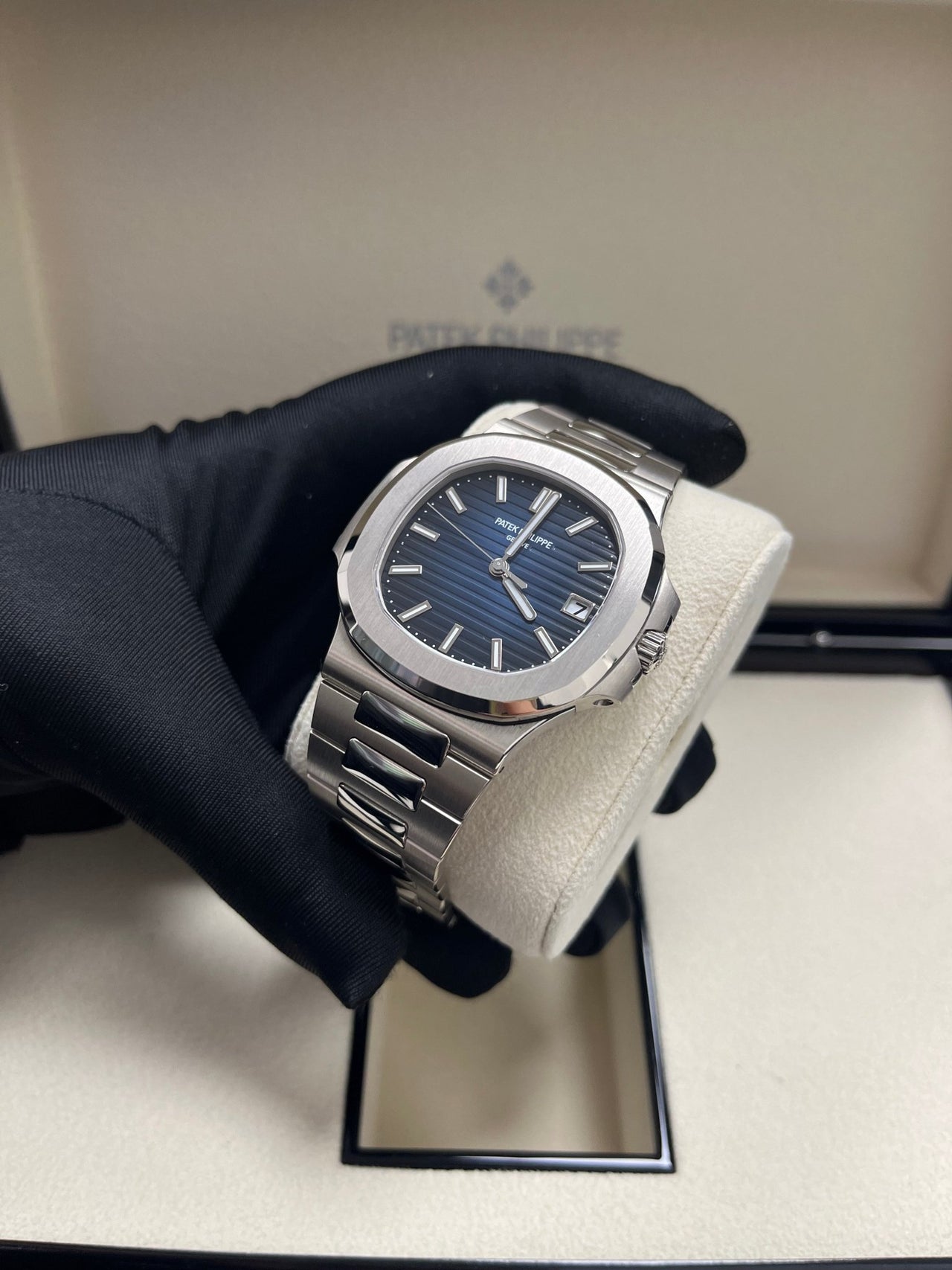 Patek Philippe Nautilus Blue Dial White Gold 5811/1G-001 - WatchesOff5thWatches