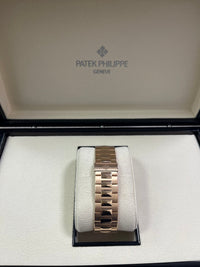 Thumbnail for Patek Philippe Nautilus Rose Gold Chocolate Dial 5711/1R-001 - WatchesOff5th