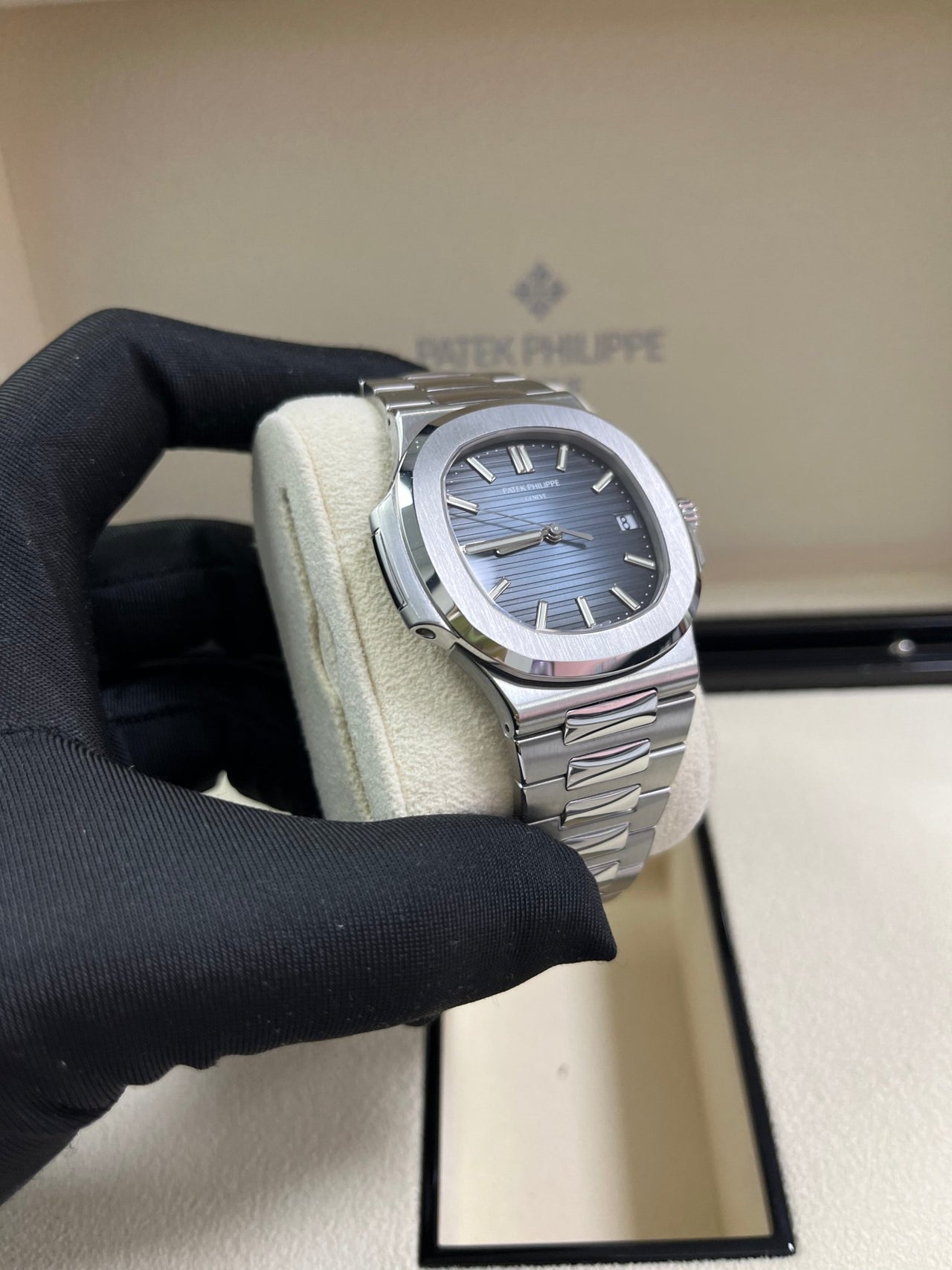 Patek philippe 5711 blue best sale