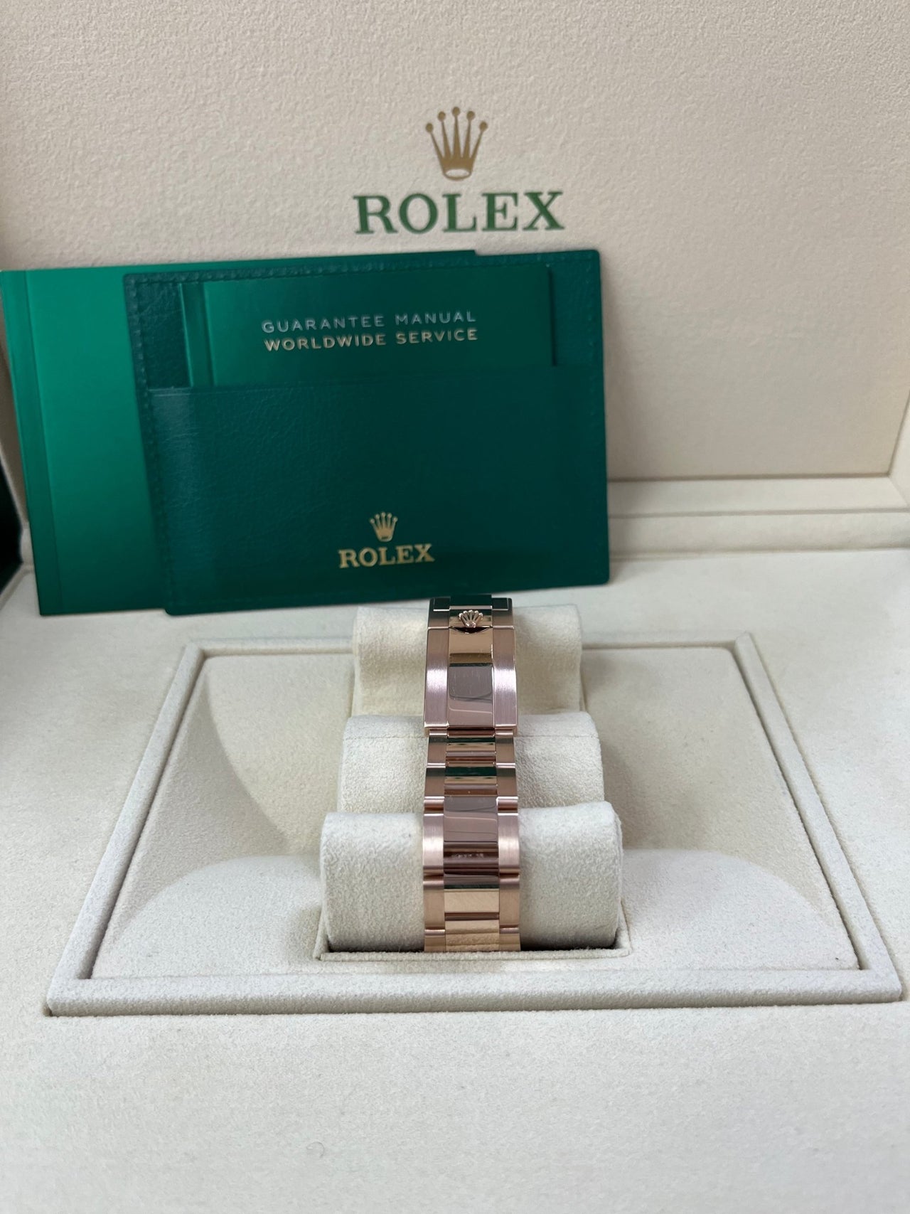 Rolex Cosmograph Everose Daytona Factory Diamond Rainbow Edition Ref# 116595RBOW) - WatchesOff5thWatch