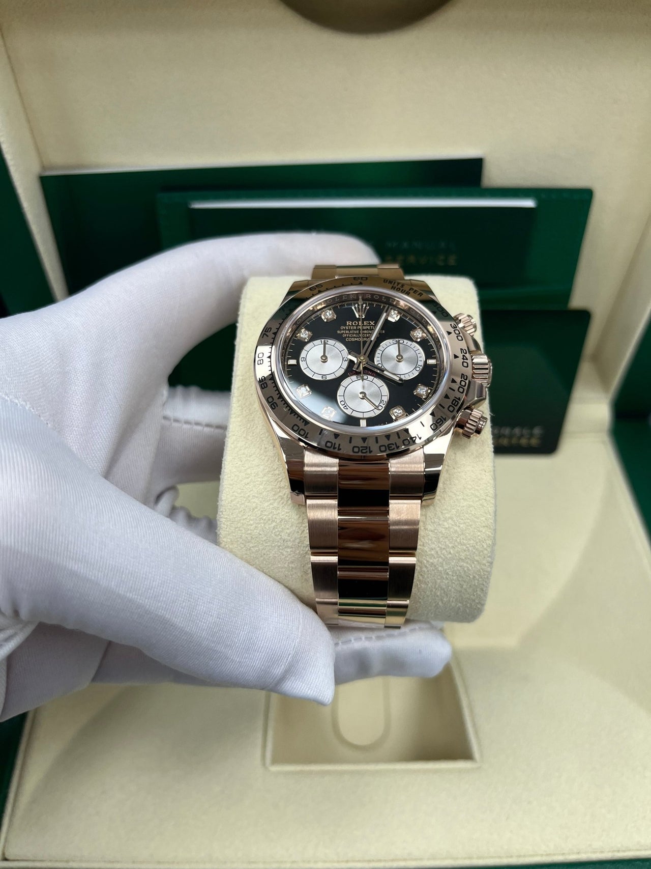 Rolex Daytona Everose Gold Black And Sundust Diamond Dial Oyster Bracelet 126505 - WatchesOff5th