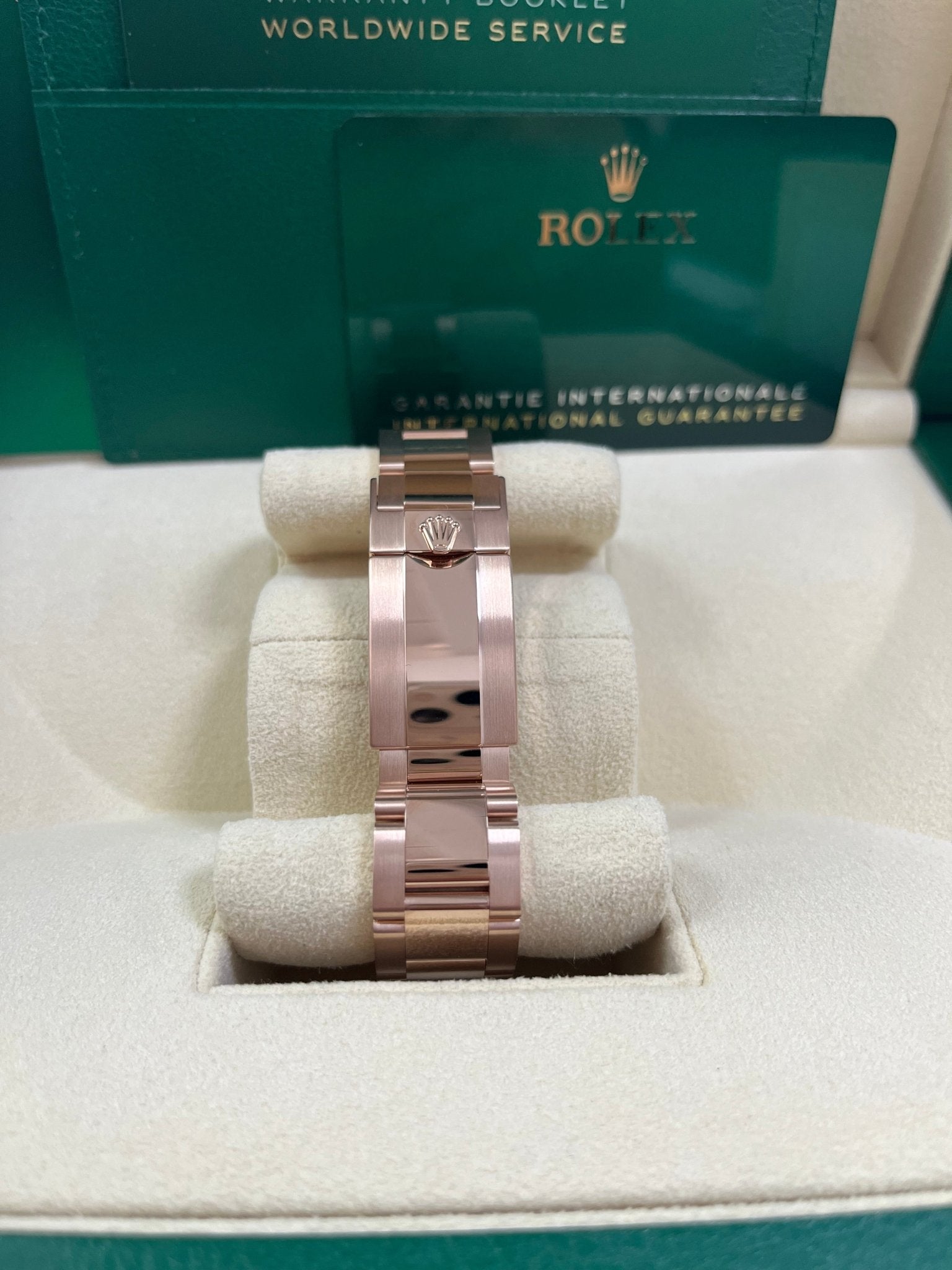 DAYTONA 40 CERAMIC ROSE GOLD METEORITE DIAL