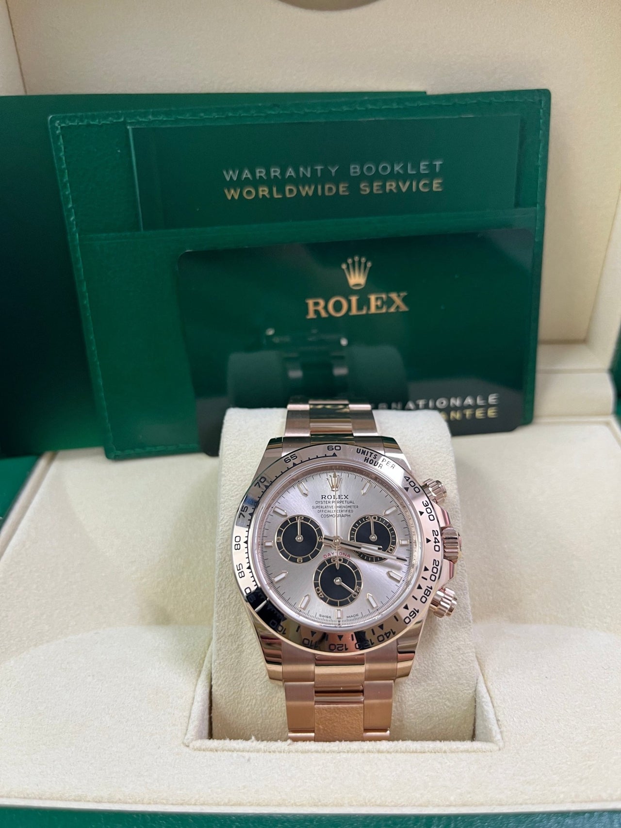 Rolex Daytona Sundust And Black Index Dial Oyster Bracelet 126505 - WatchesOff5th